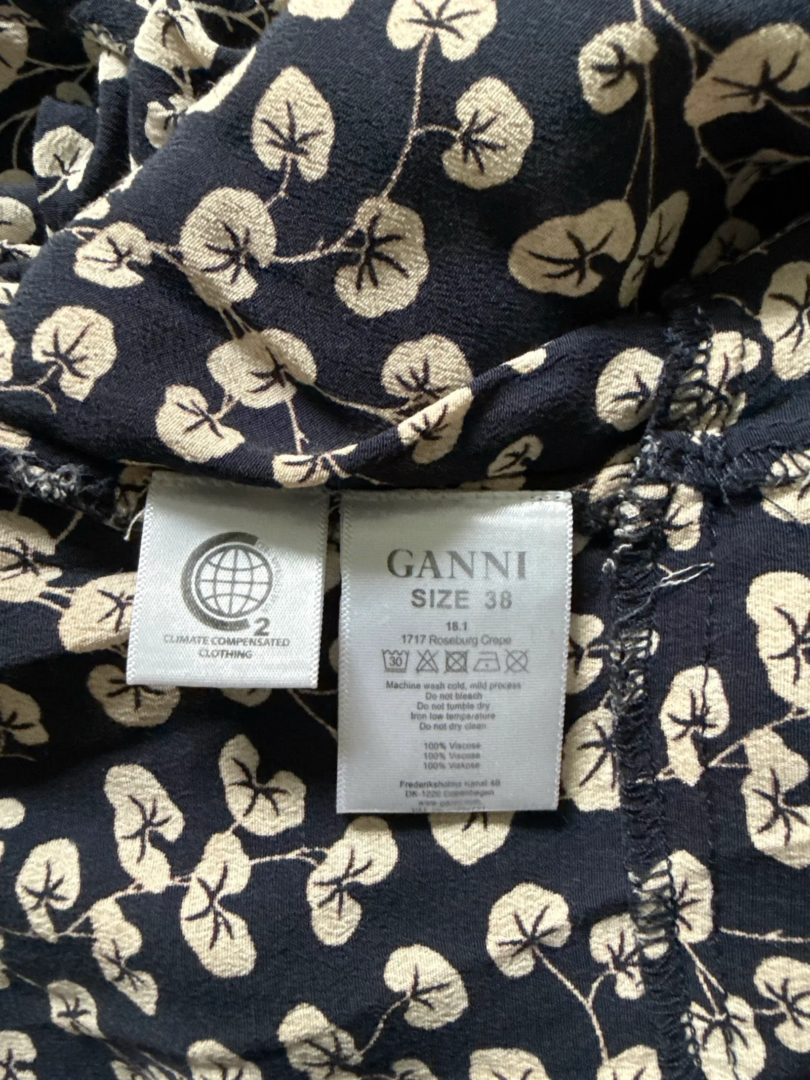 Ganni-klänning - Image 3
