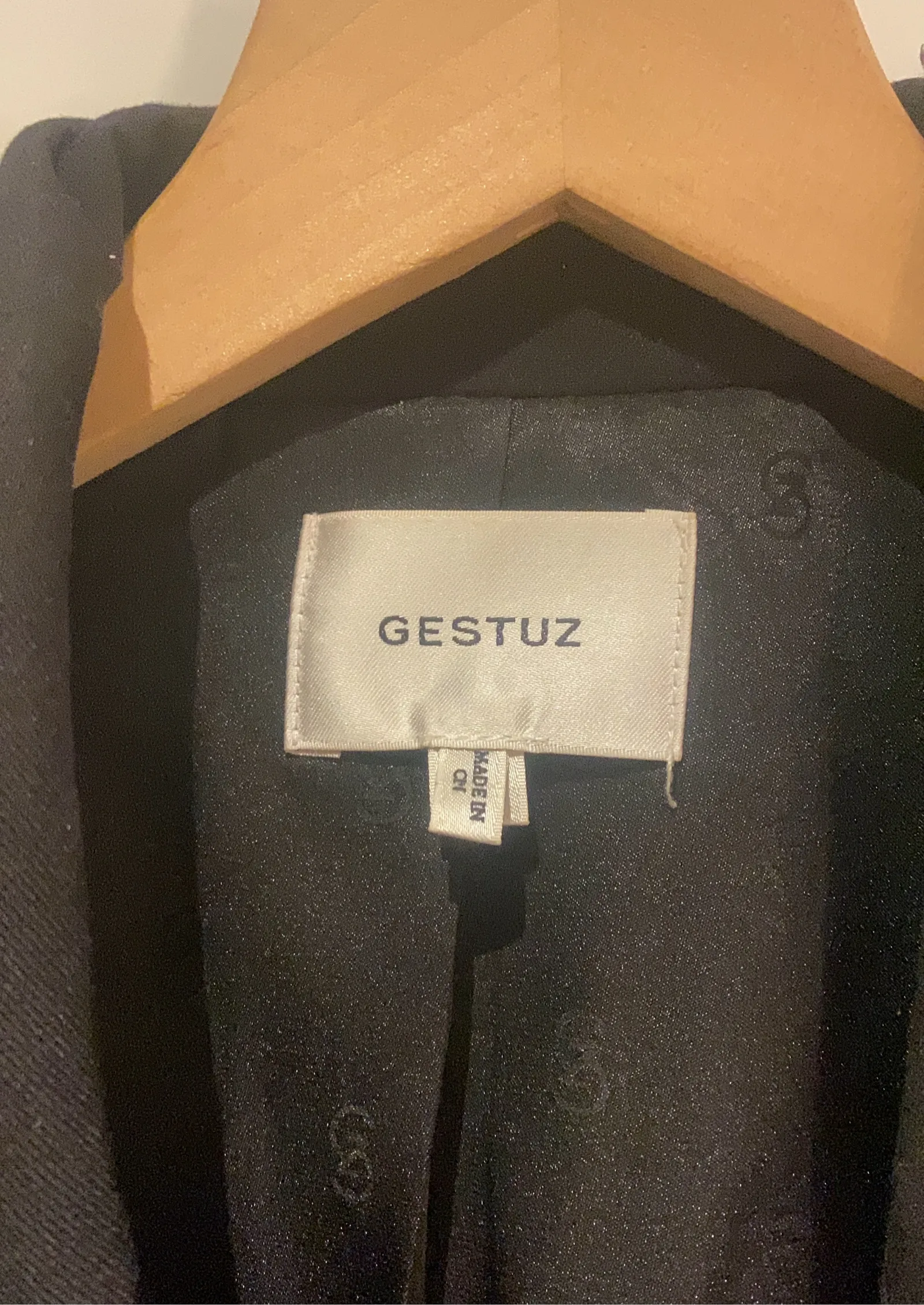 Gestuz-kavaj NWOT - Image 2