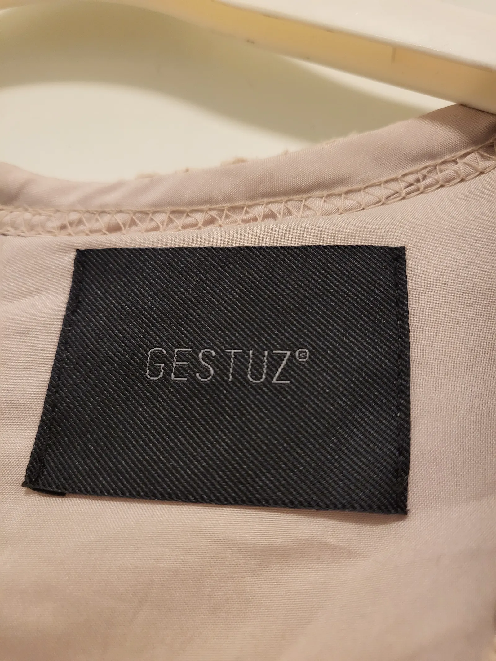 Gestuz Lace-klänning - Image 2
