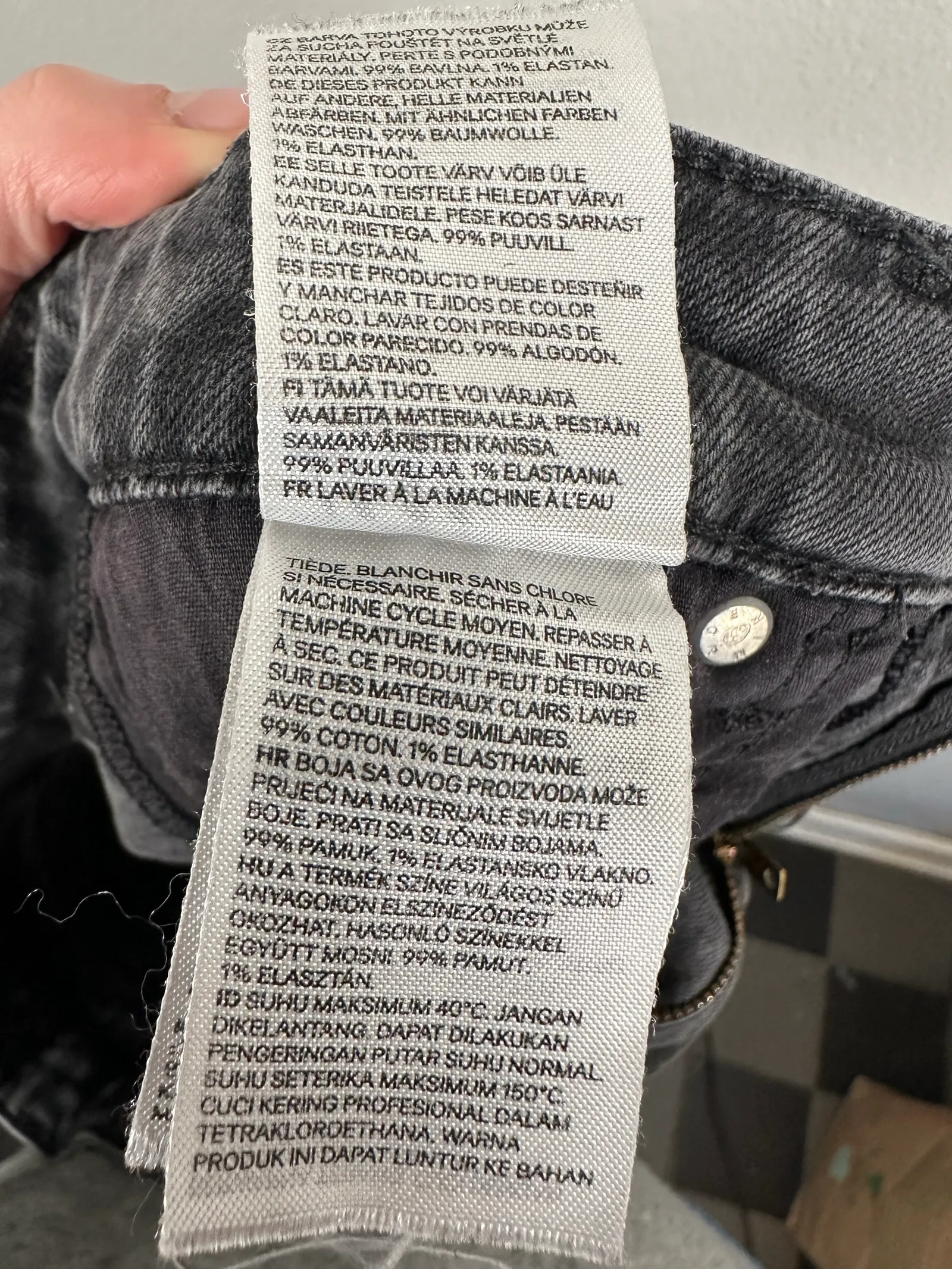 H&M Mom Ultra High Waist-shorts - Image 3