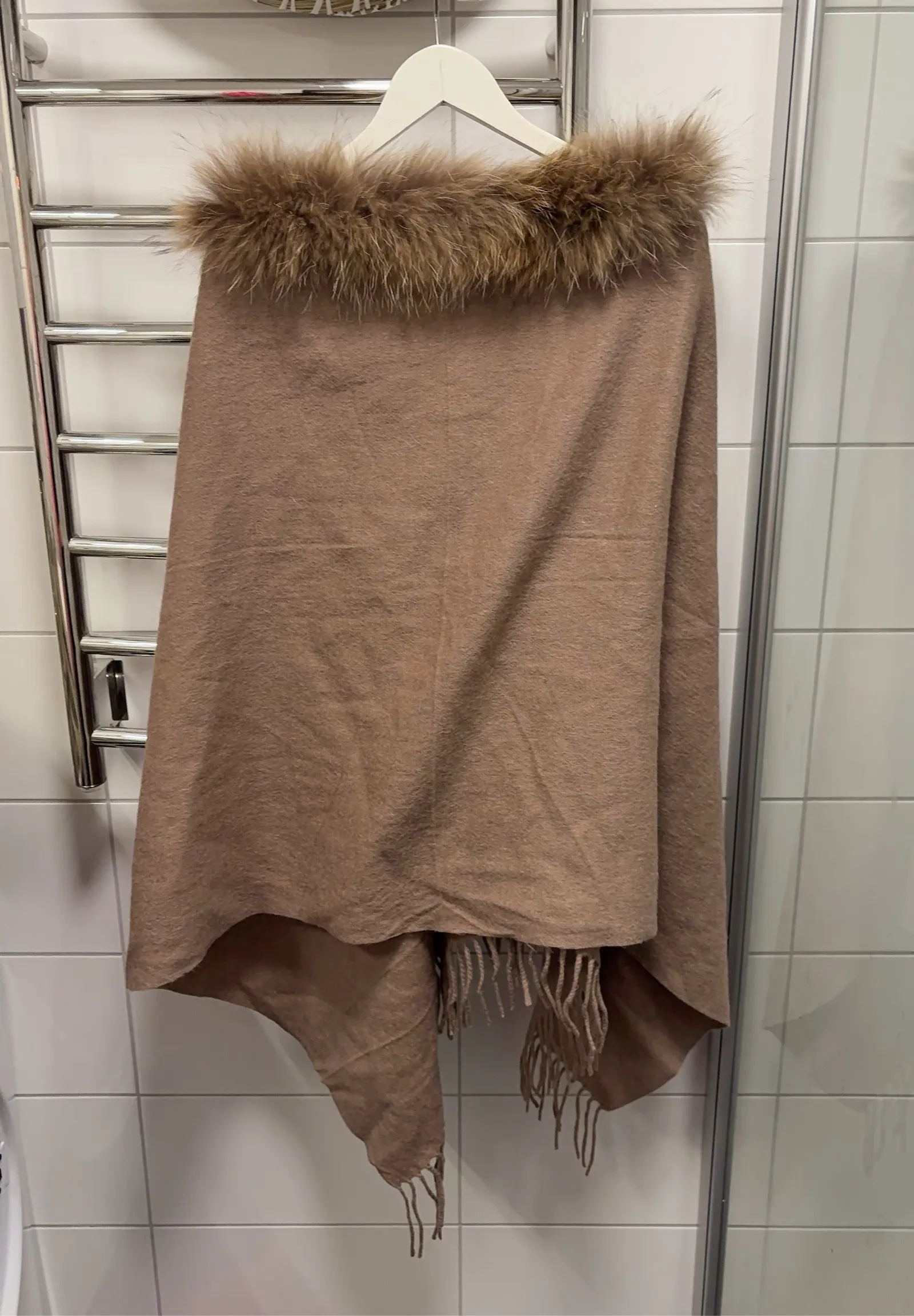 Hollies-ullponcho - Image 4