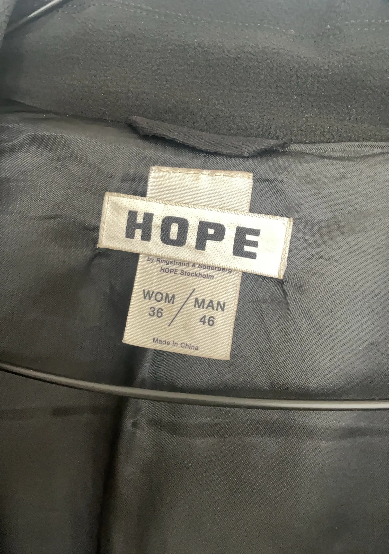 Hope-trenchcoat - Image 2