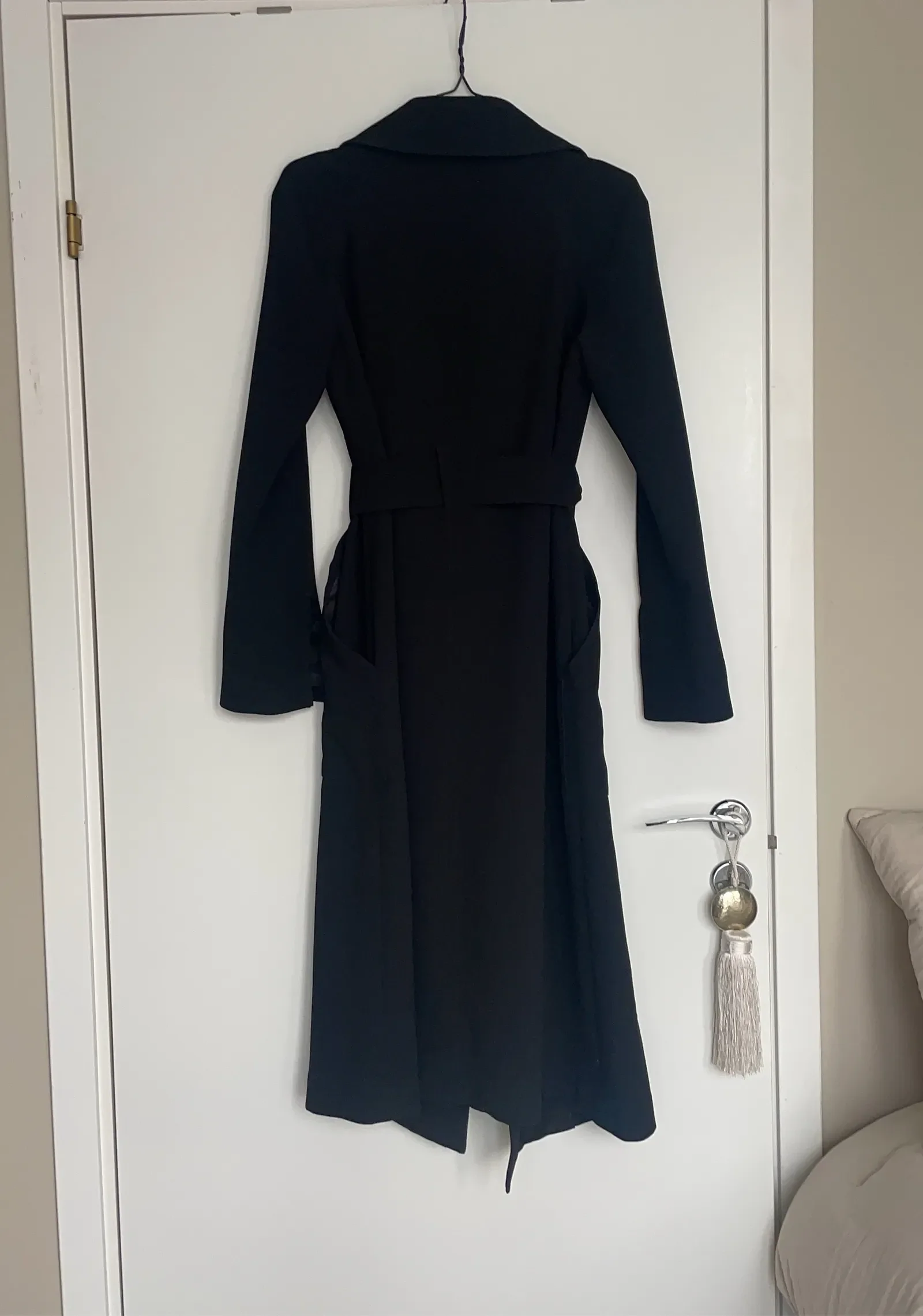 Hope-trenchcoat - Image 4