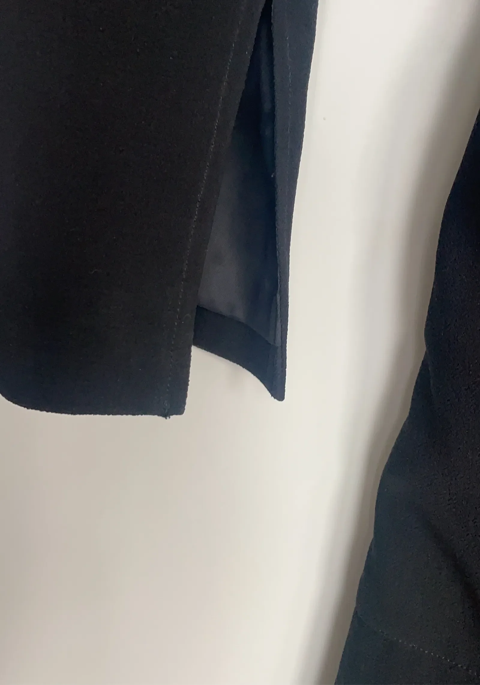 Hope-trenchcoat - Image 7
