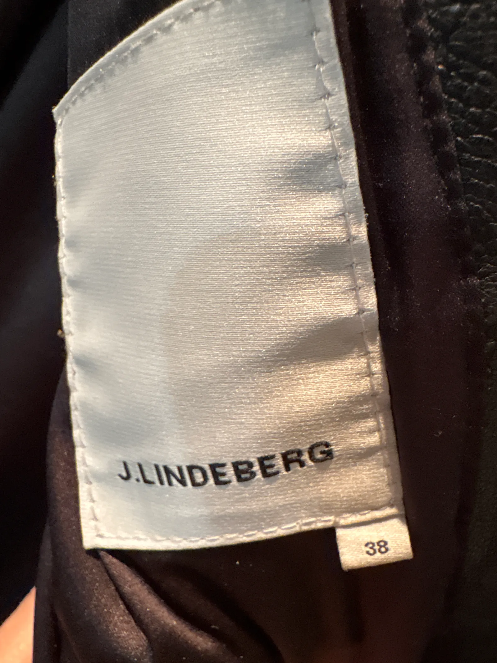 J.Lindeberg-skinnjacka - Image 3