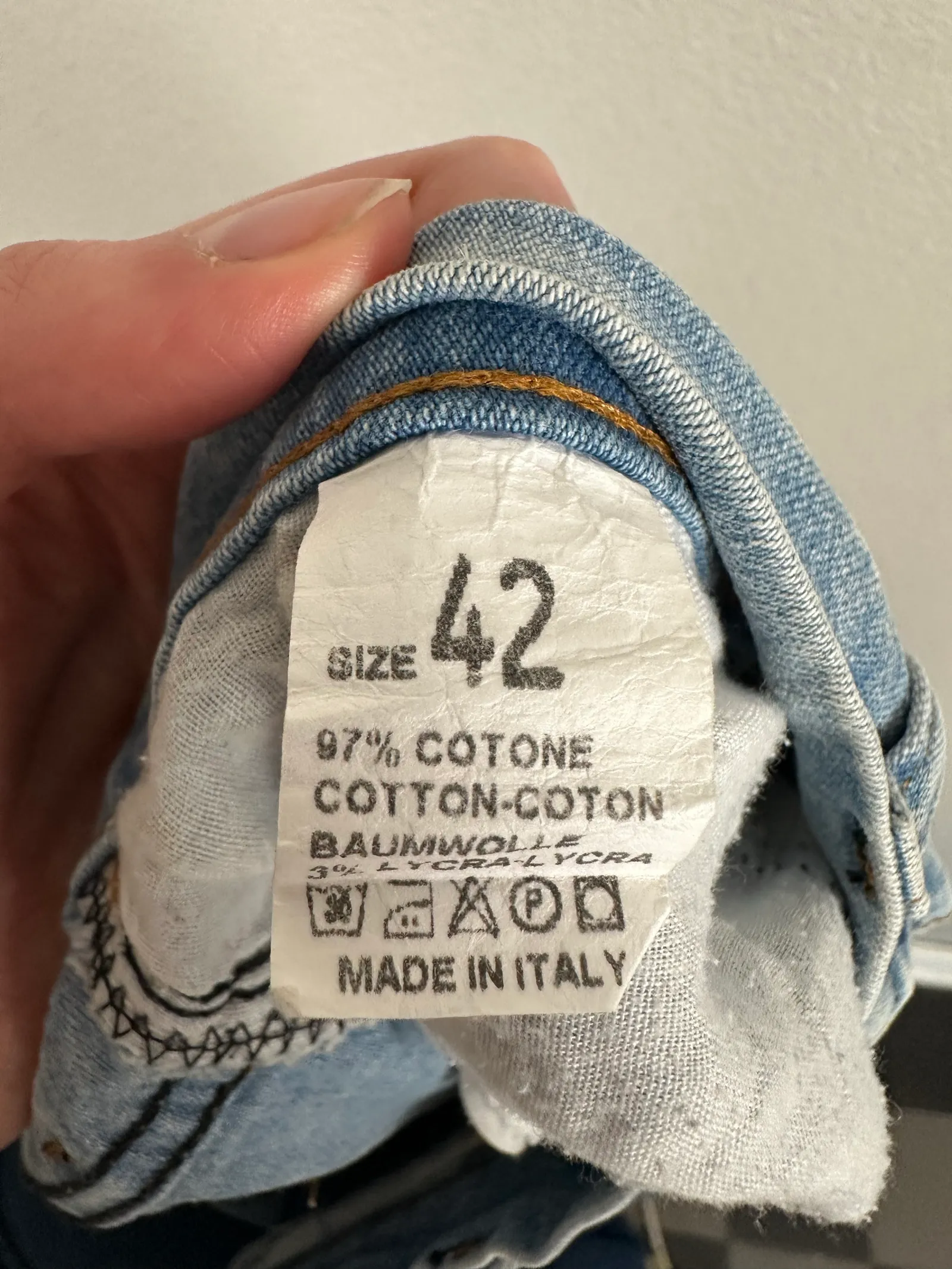 X-CAPE-jeans - Image 3