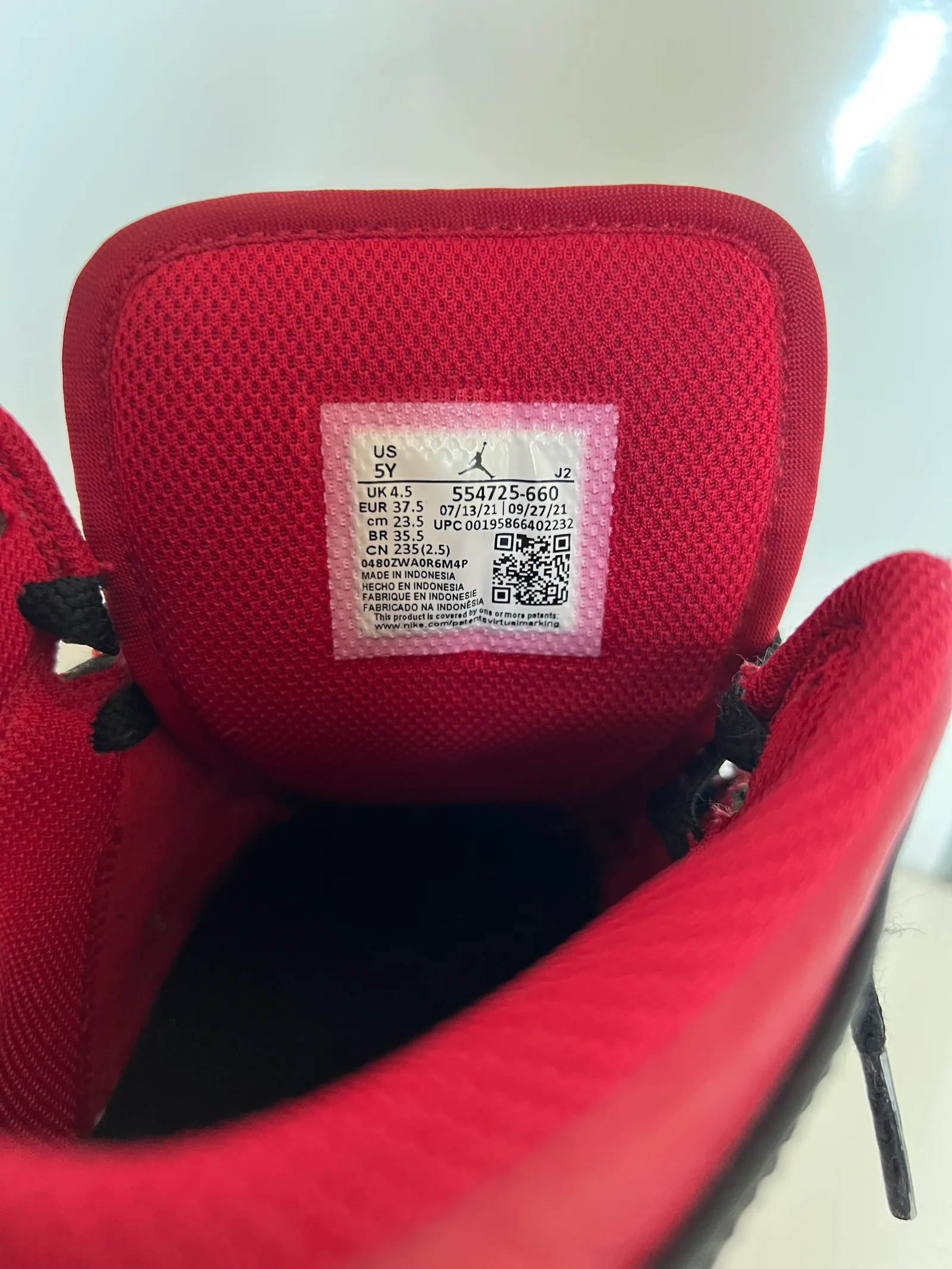 Jordan Air 1-skinnsneakers NWOT - Image 2