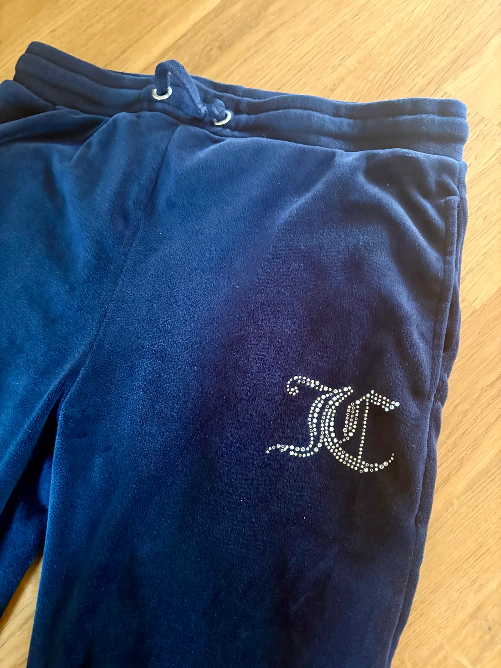 Juicy Couture-mjukisbyxor NWOT - Image 3