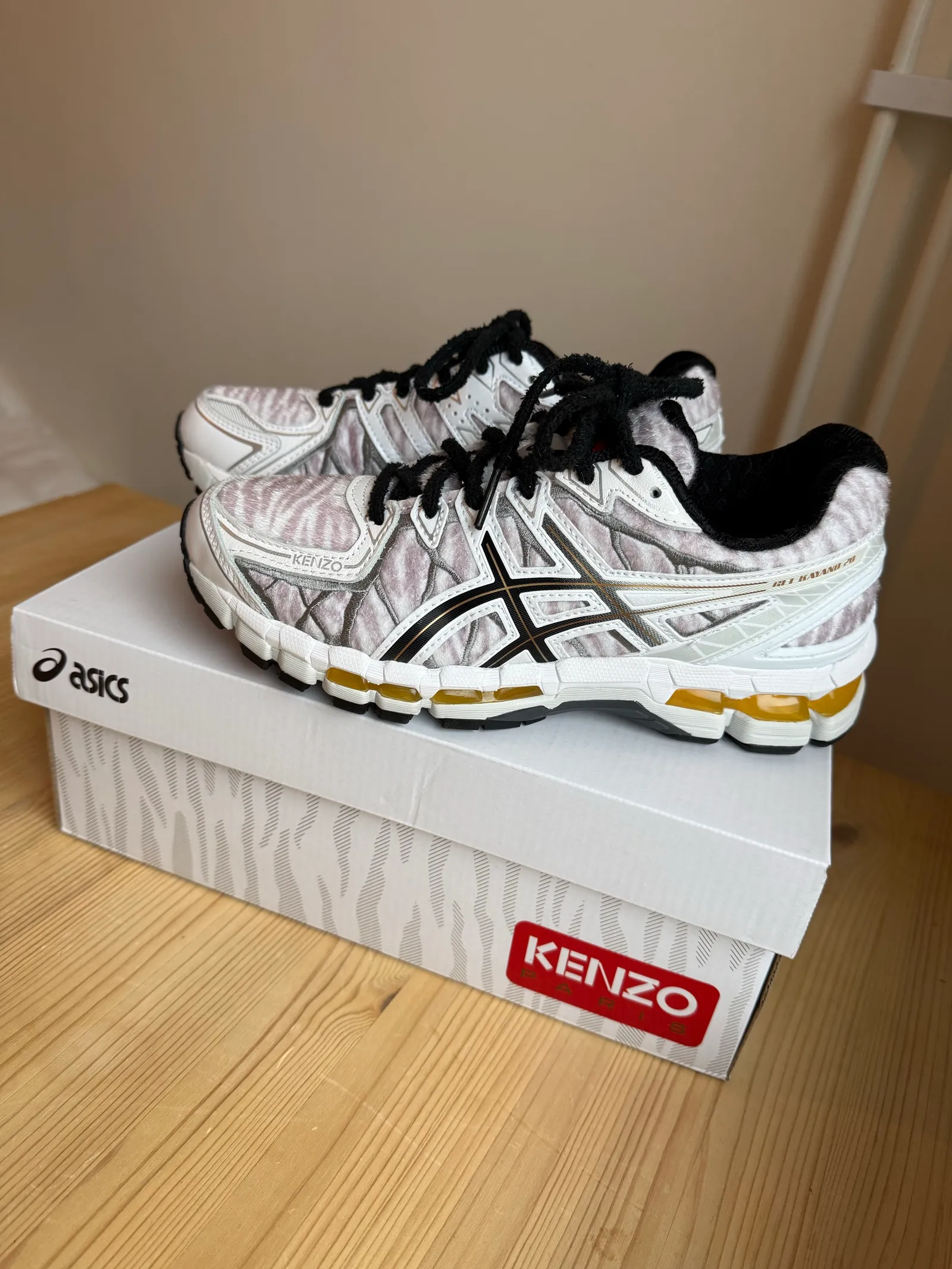 KENZO x Asics Kenzi X Asics Gel-kayano 20 Glacier Grey/black-sneakers NWT - Image 6