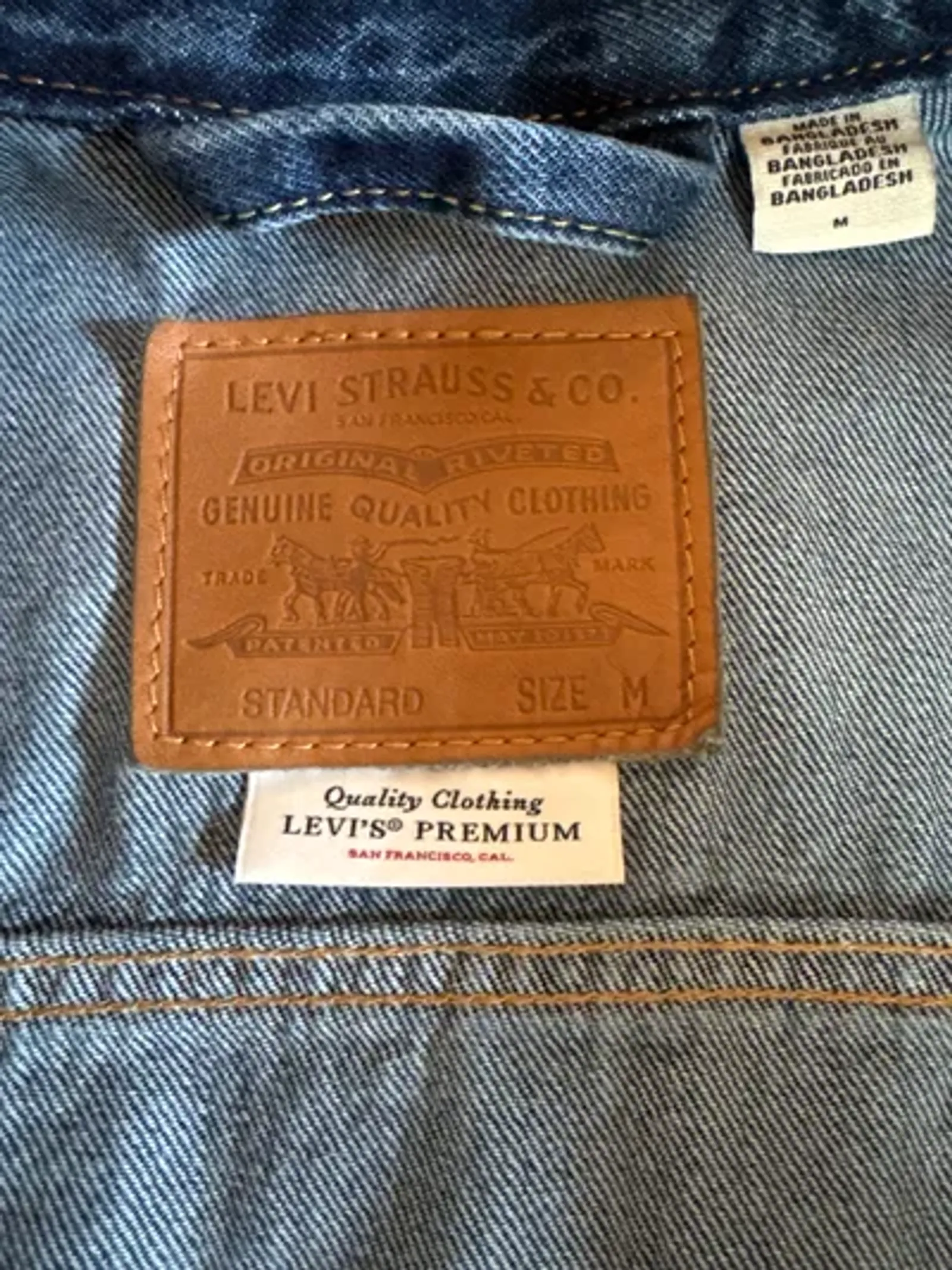 Levi's ® The Trucker-jacka NWOT - Image 3