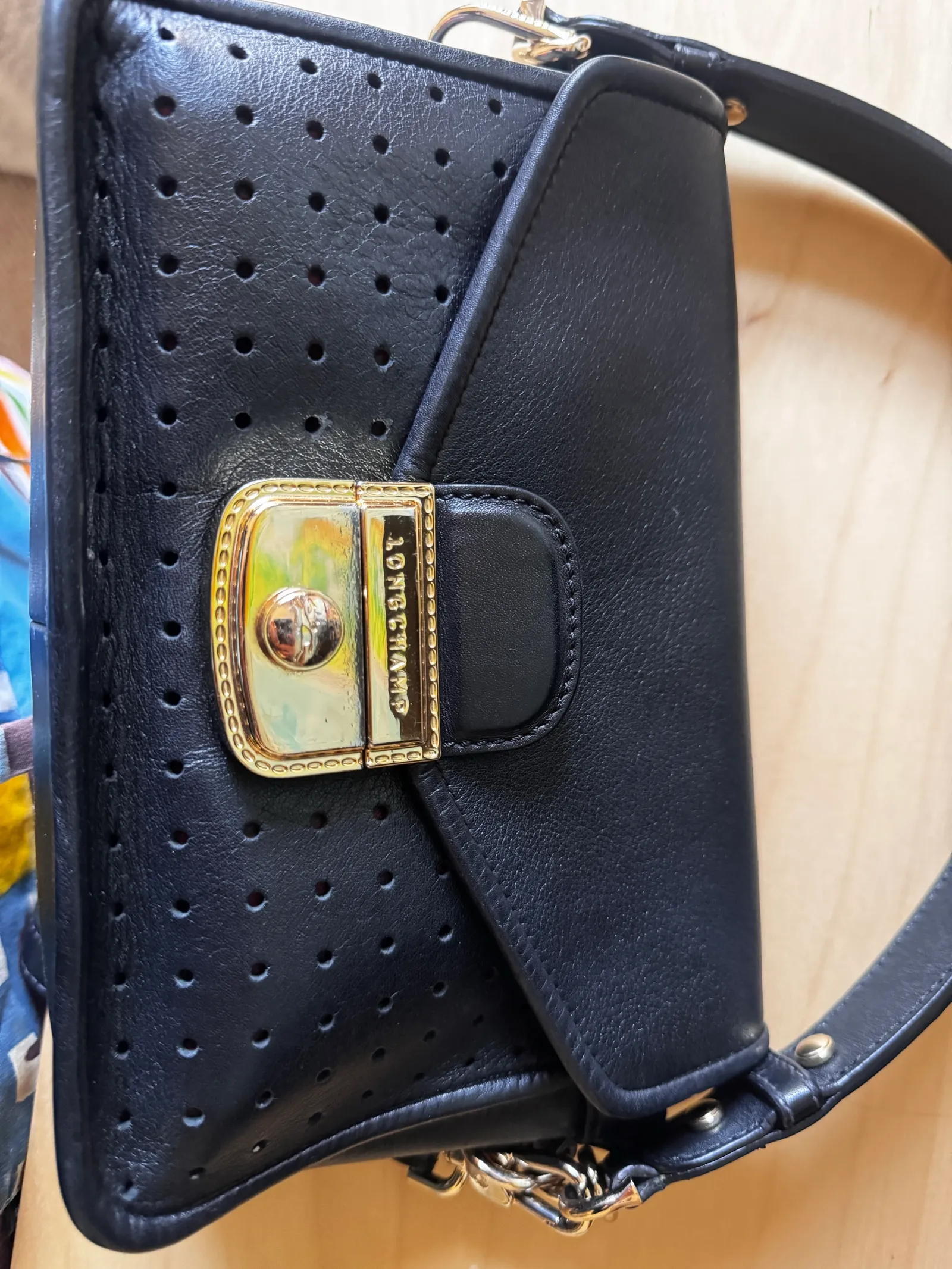 Longchamp Mademoiselle-skinnaxelremsväska - Image 6