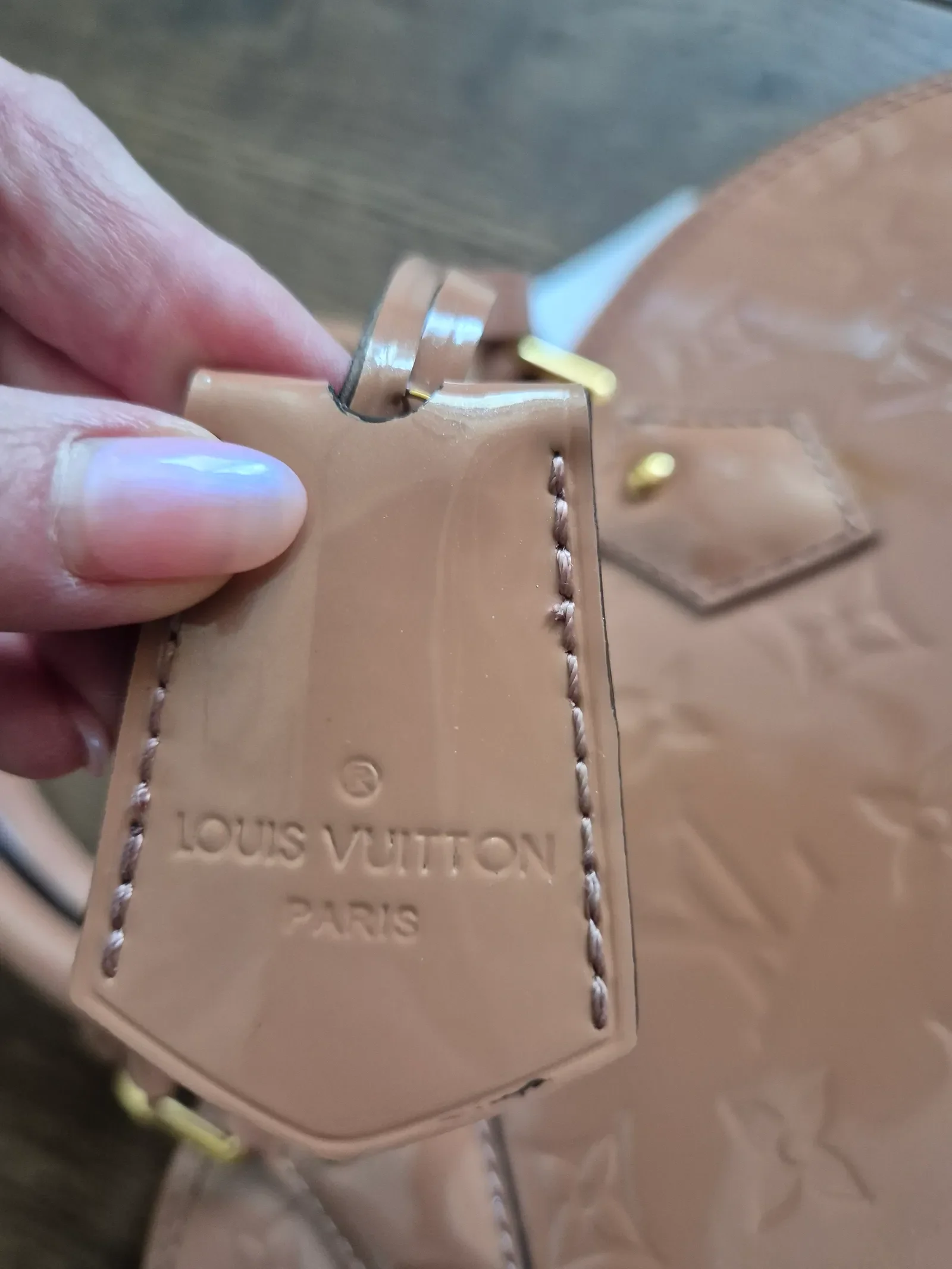 Louis Vuitton Alma-skinnhandväska NWOT - Image 3
