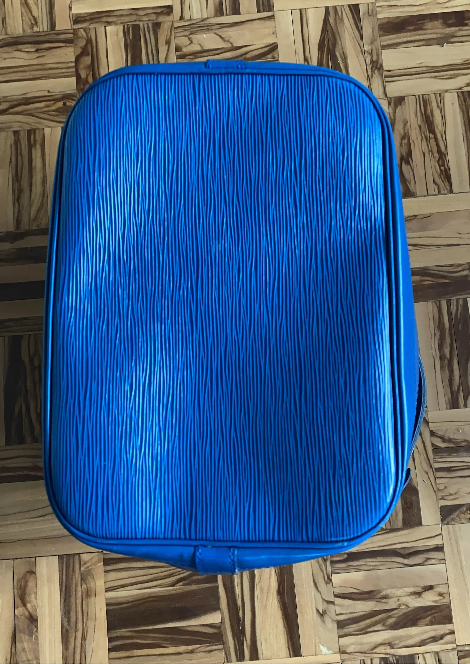 Louis Vuitton Noe Gm-skinnaxelremsväska - Image 5