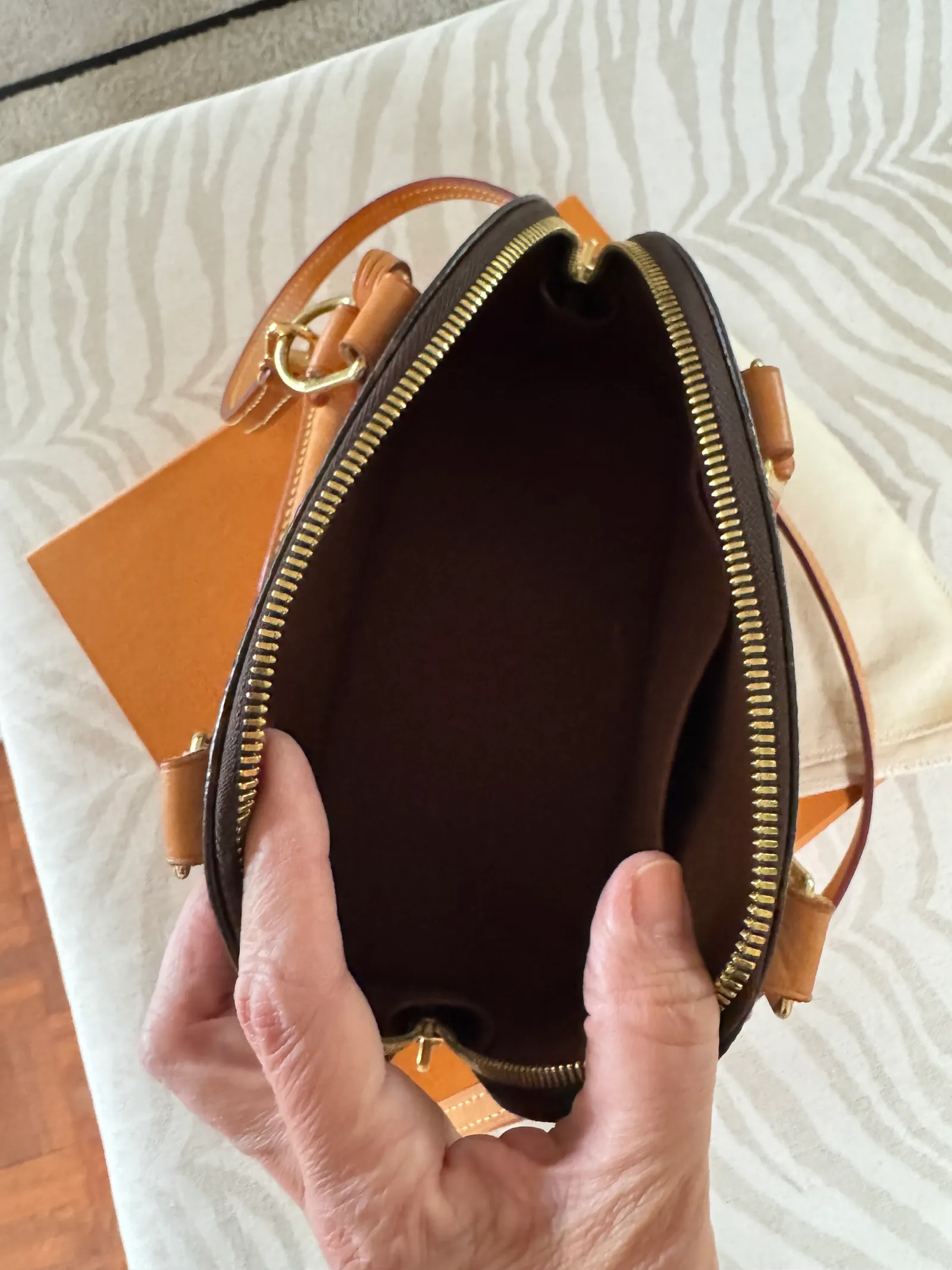 Louis Vuitton-axelremsväska - Image 3