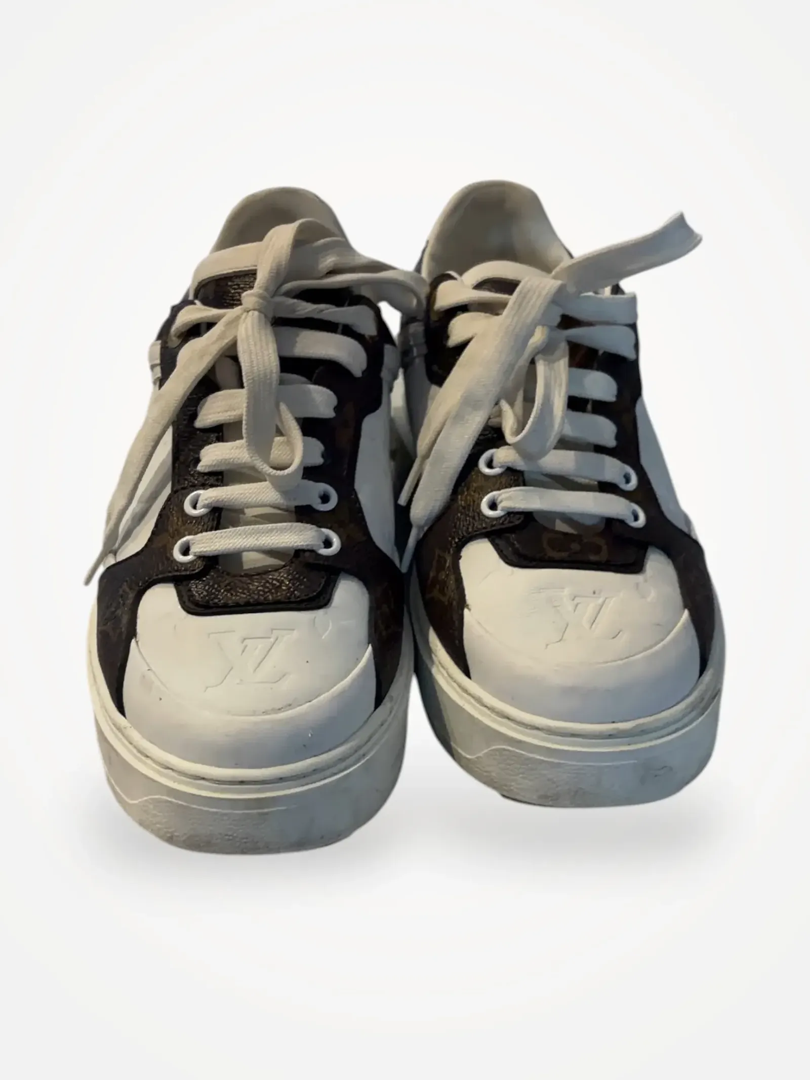 Louis Vuitton-skinnsneakers