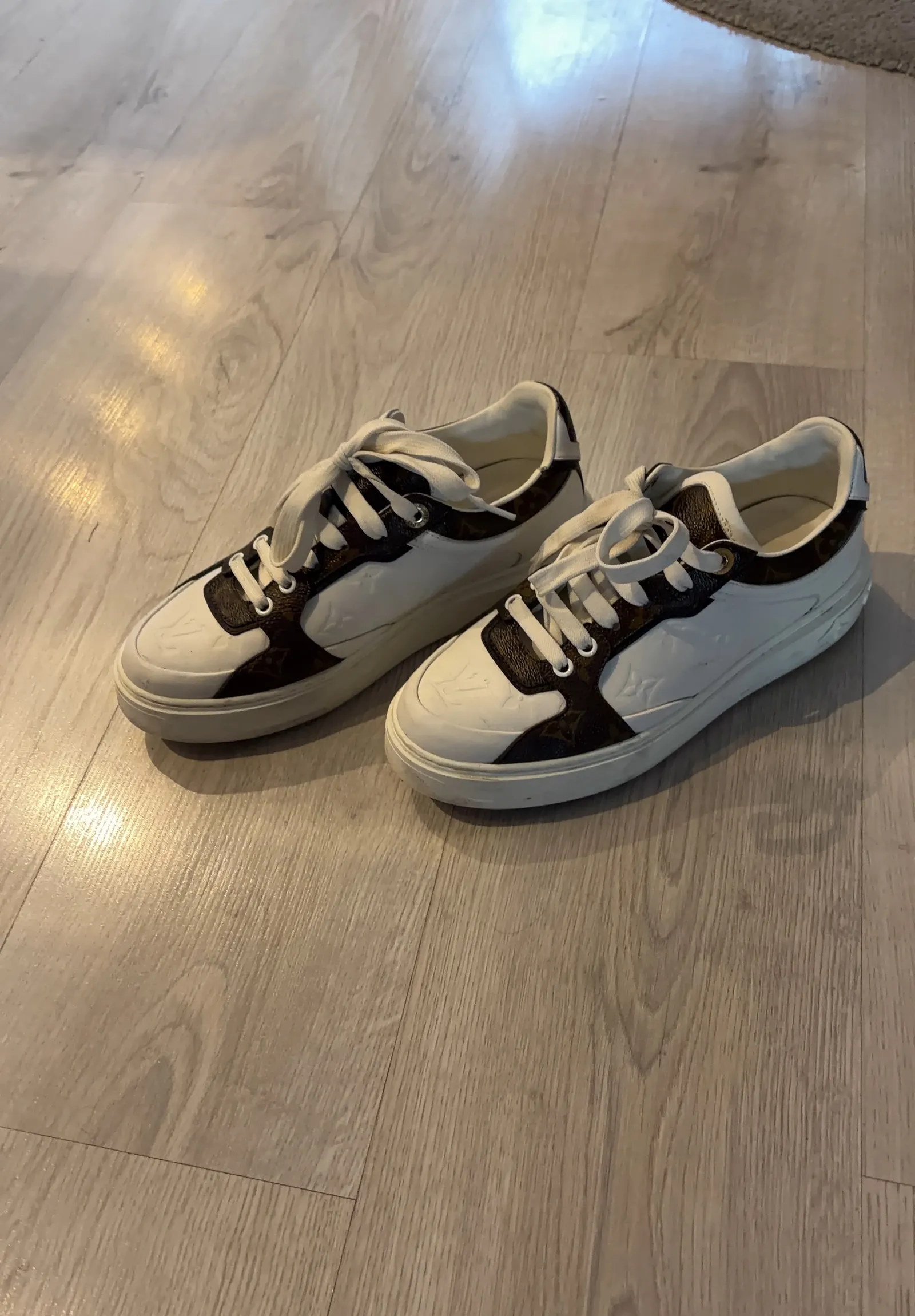 Louis Vuitton-skinnsneakers - Image 2