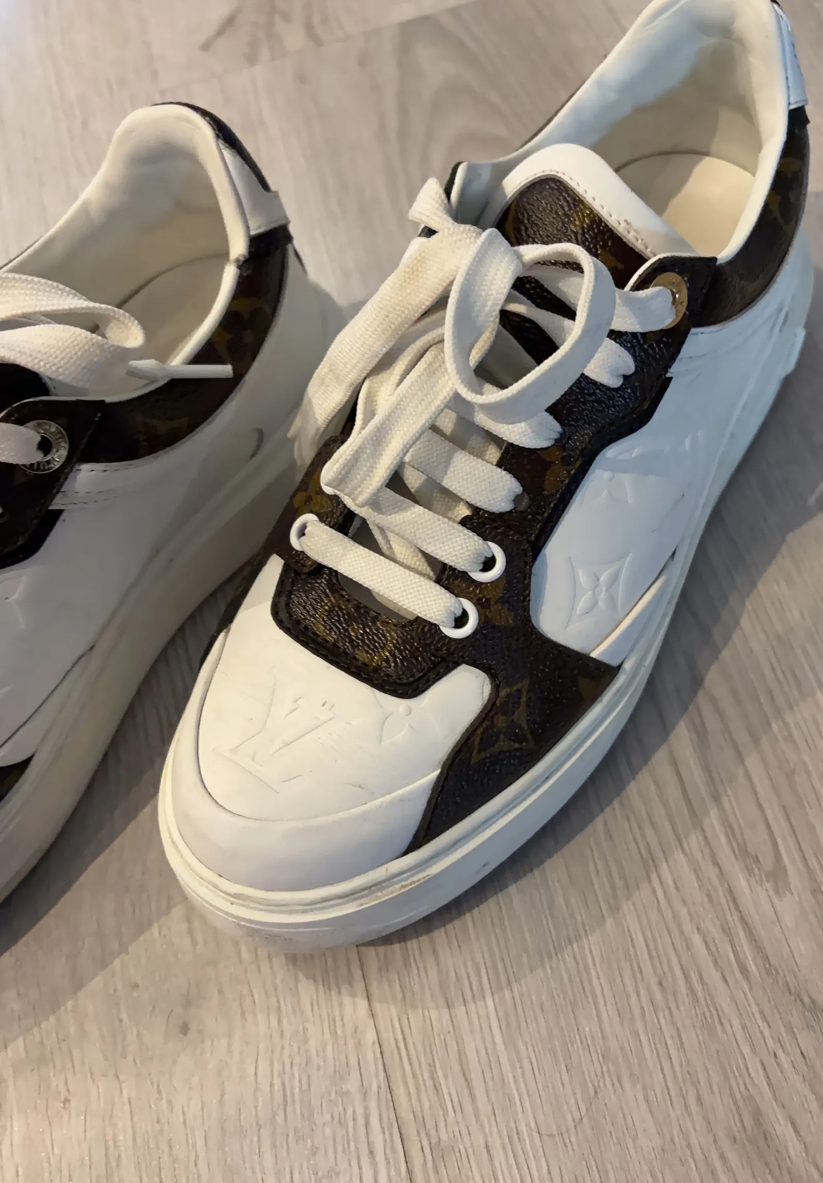 Louis Vuitton-skinnsneakers - Image 3