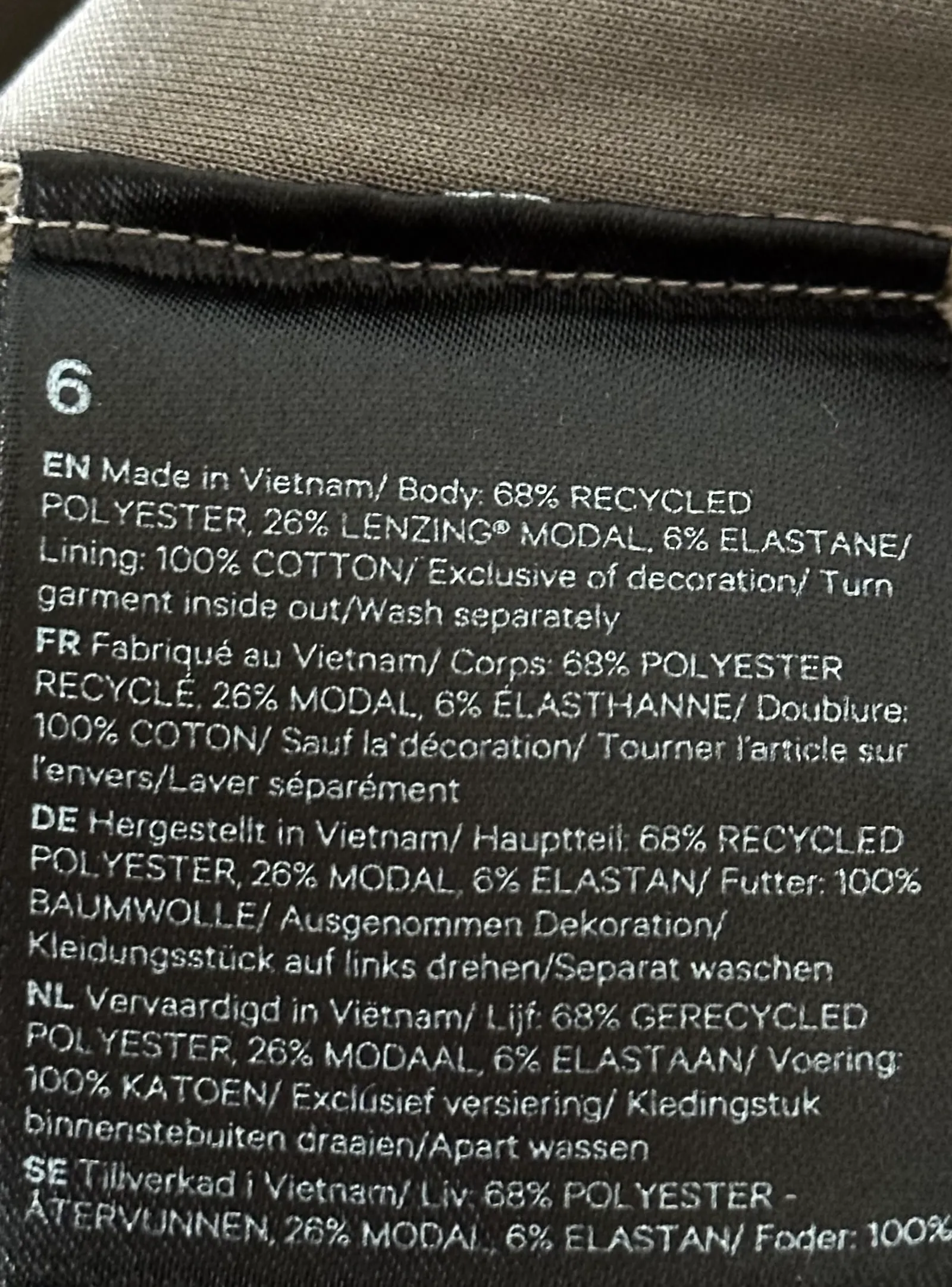Lululemon Ribbed Softstreme Cropped-väst NWOT - Image 4