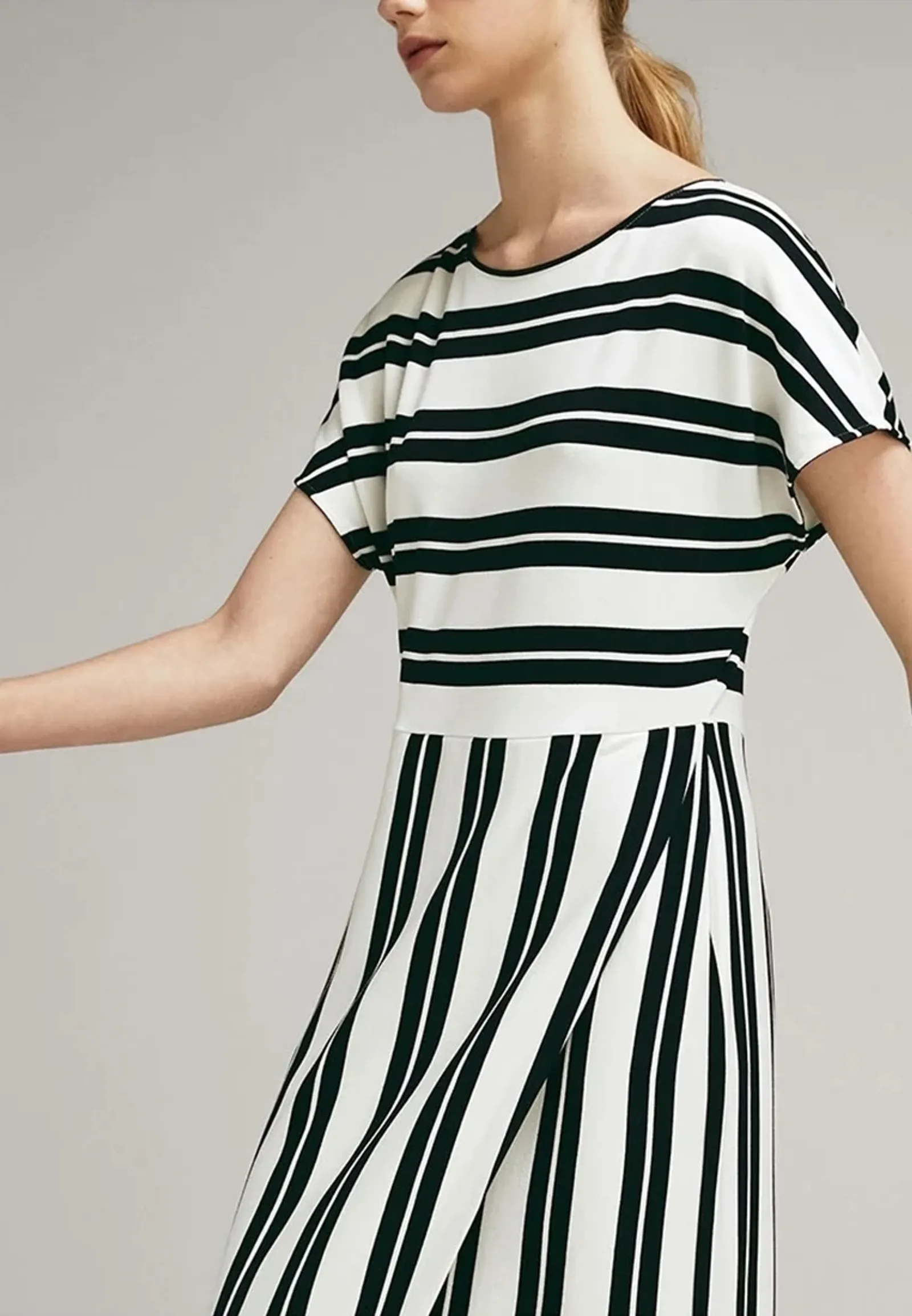 Massimo Dutti Vardagsklänning-klänning - Image 4