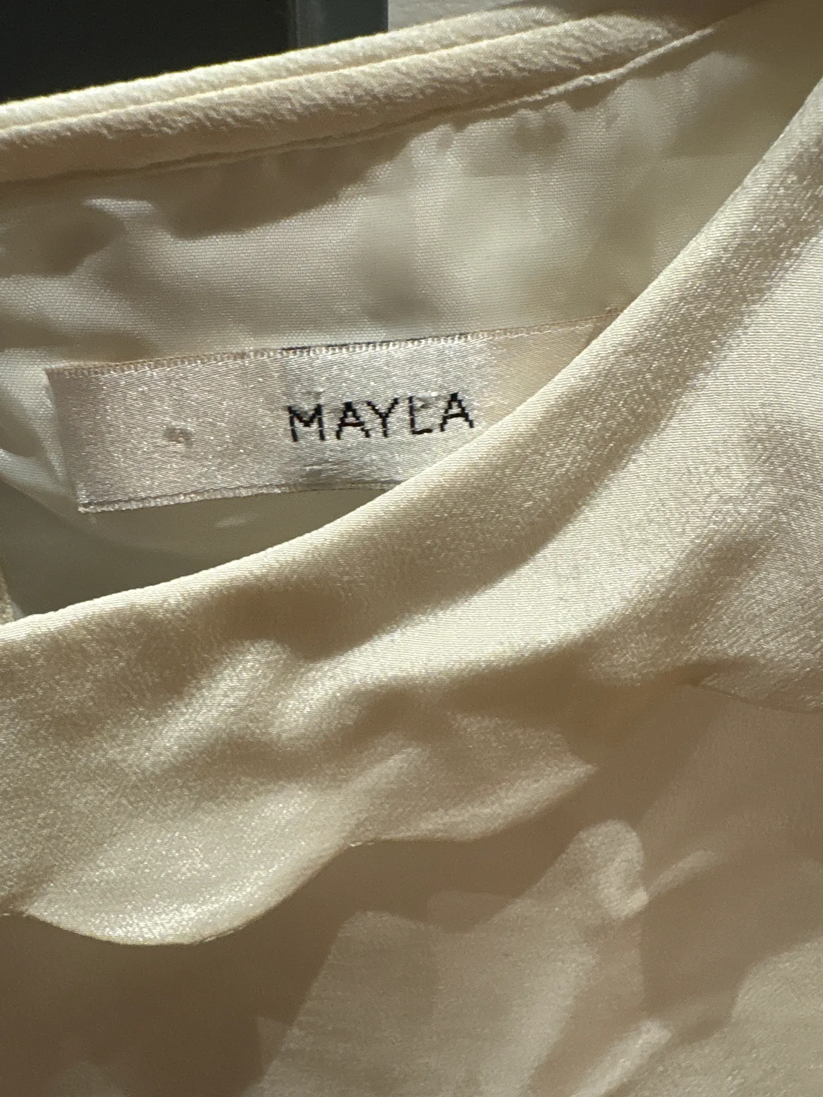 Mayla-sidenblus - Image 2