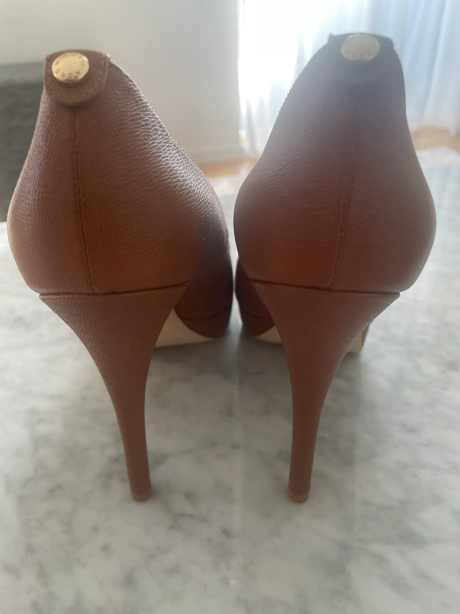 Michael Kors-skinnklackar - Image 4