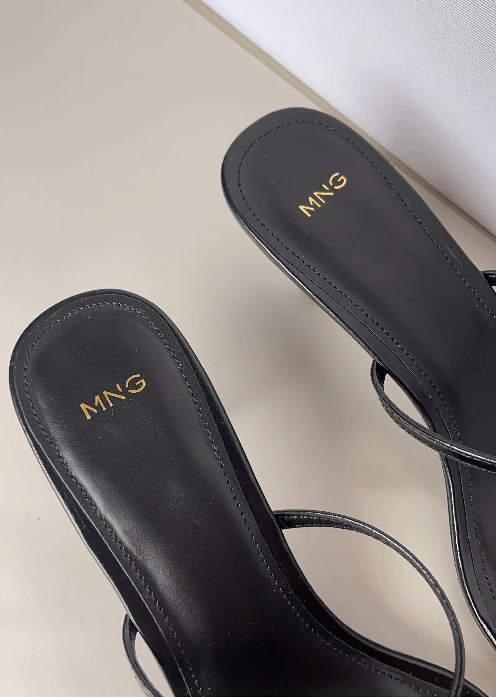 Mng-skinnsandaler - Image 5