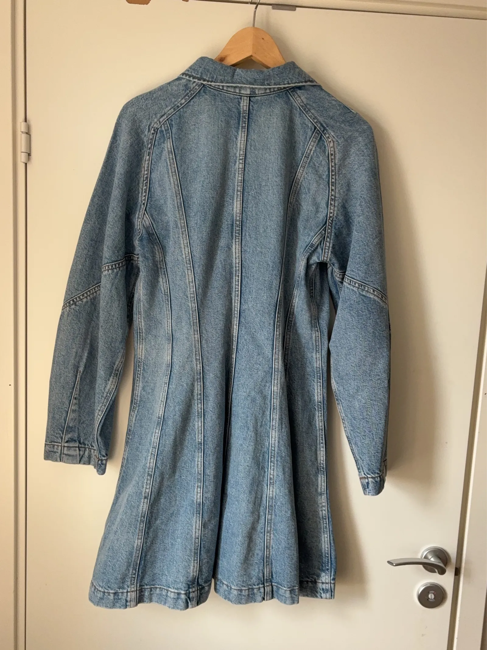 & Other Stories Denim-klänning NWT - Image 4