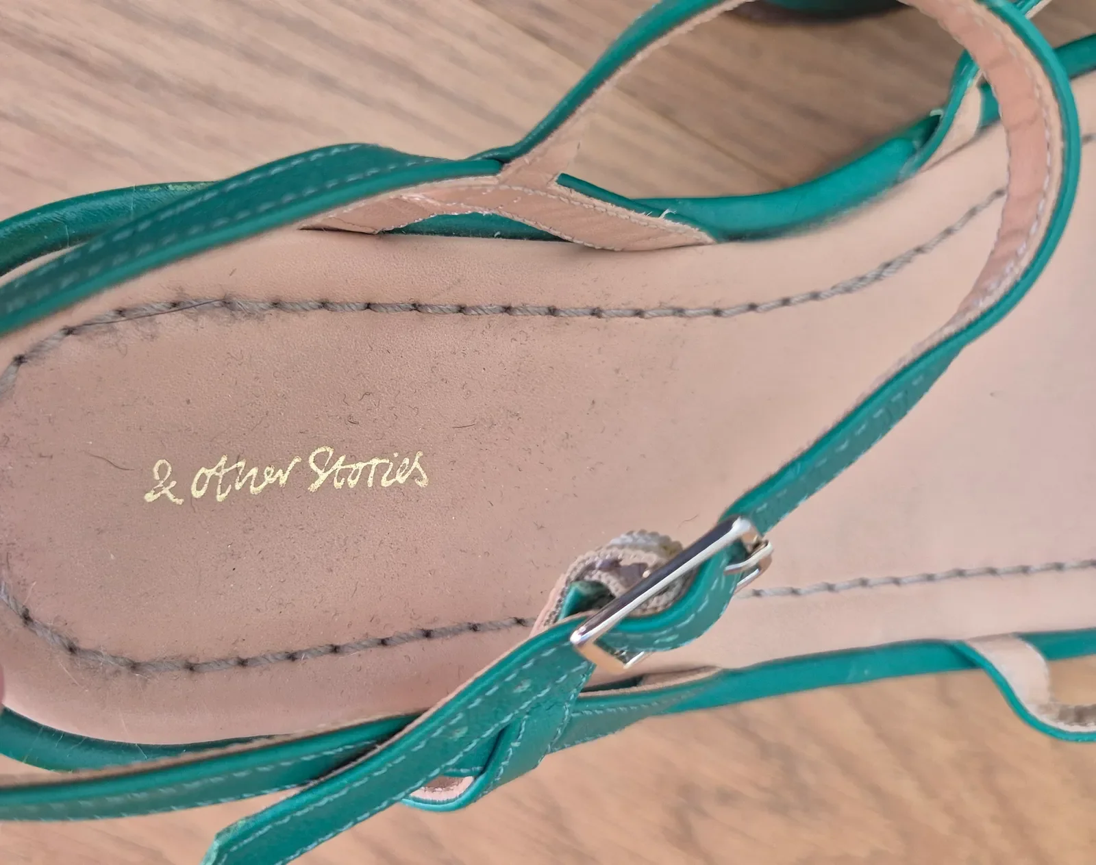 & Other Stories-skinnsandaler - Image 2