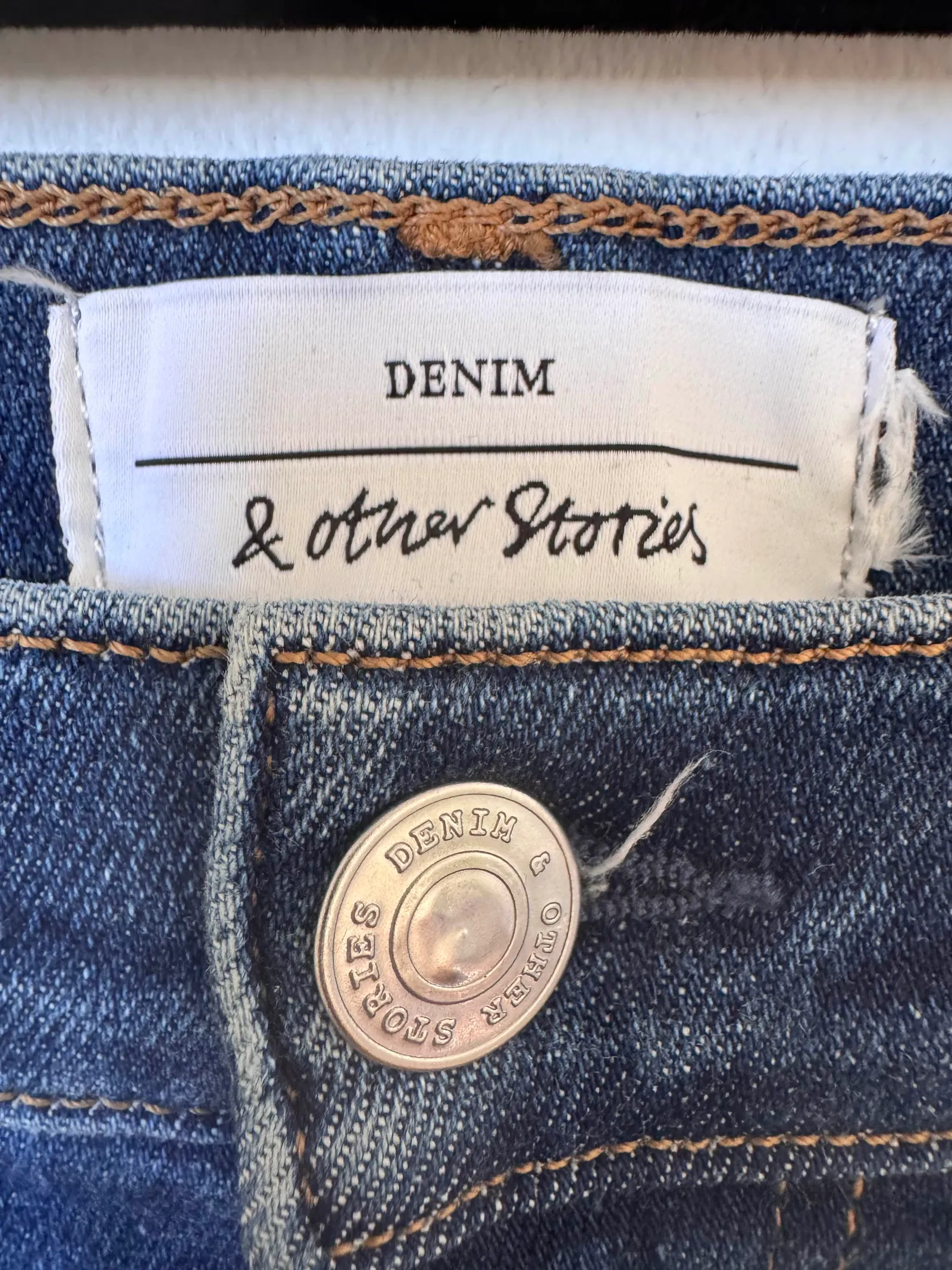 & Other Stories Superb Cut-jeans NWOT - Image 2