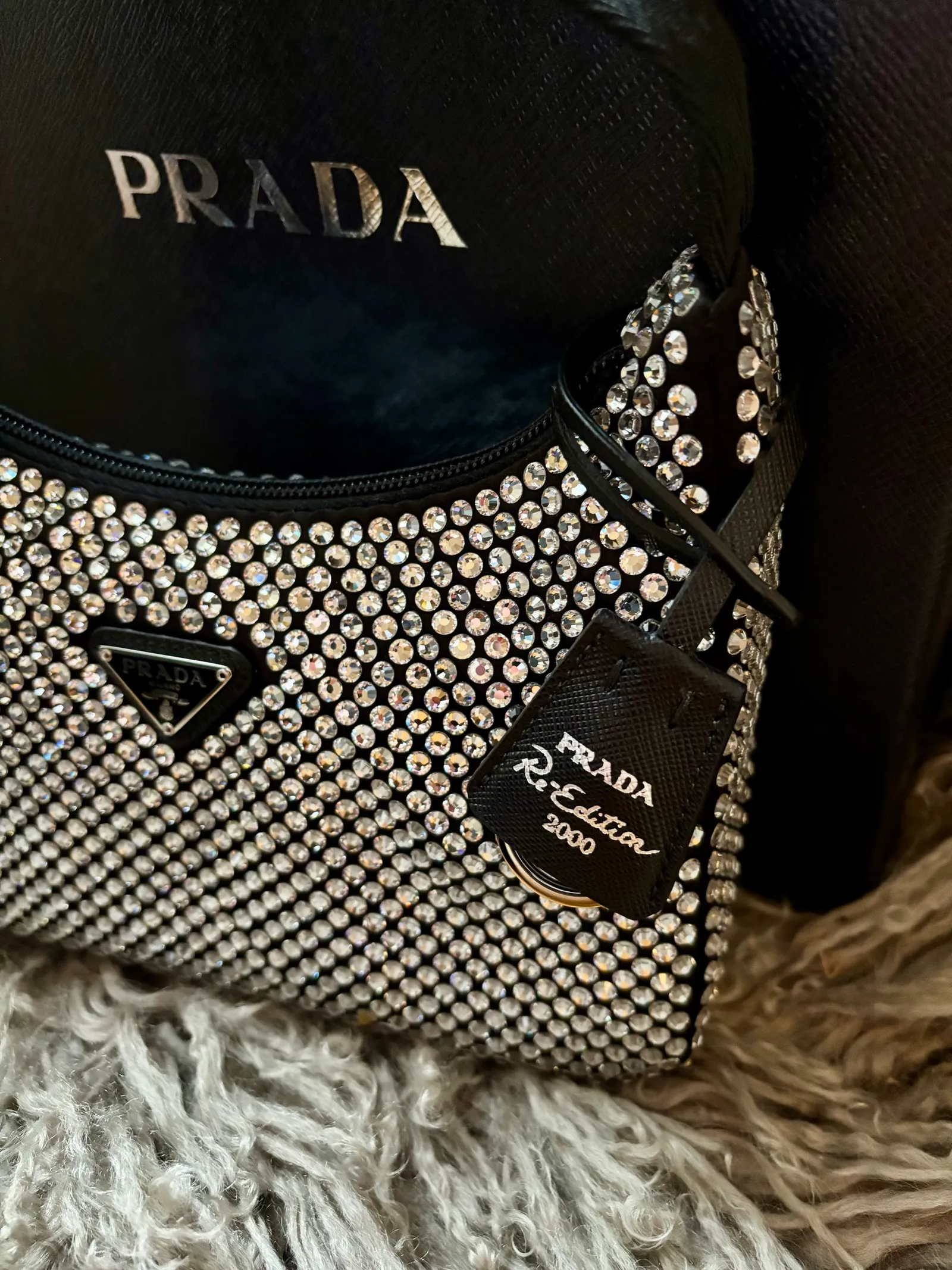 Prada Embellished Satin-handväska NWOT - Image 7