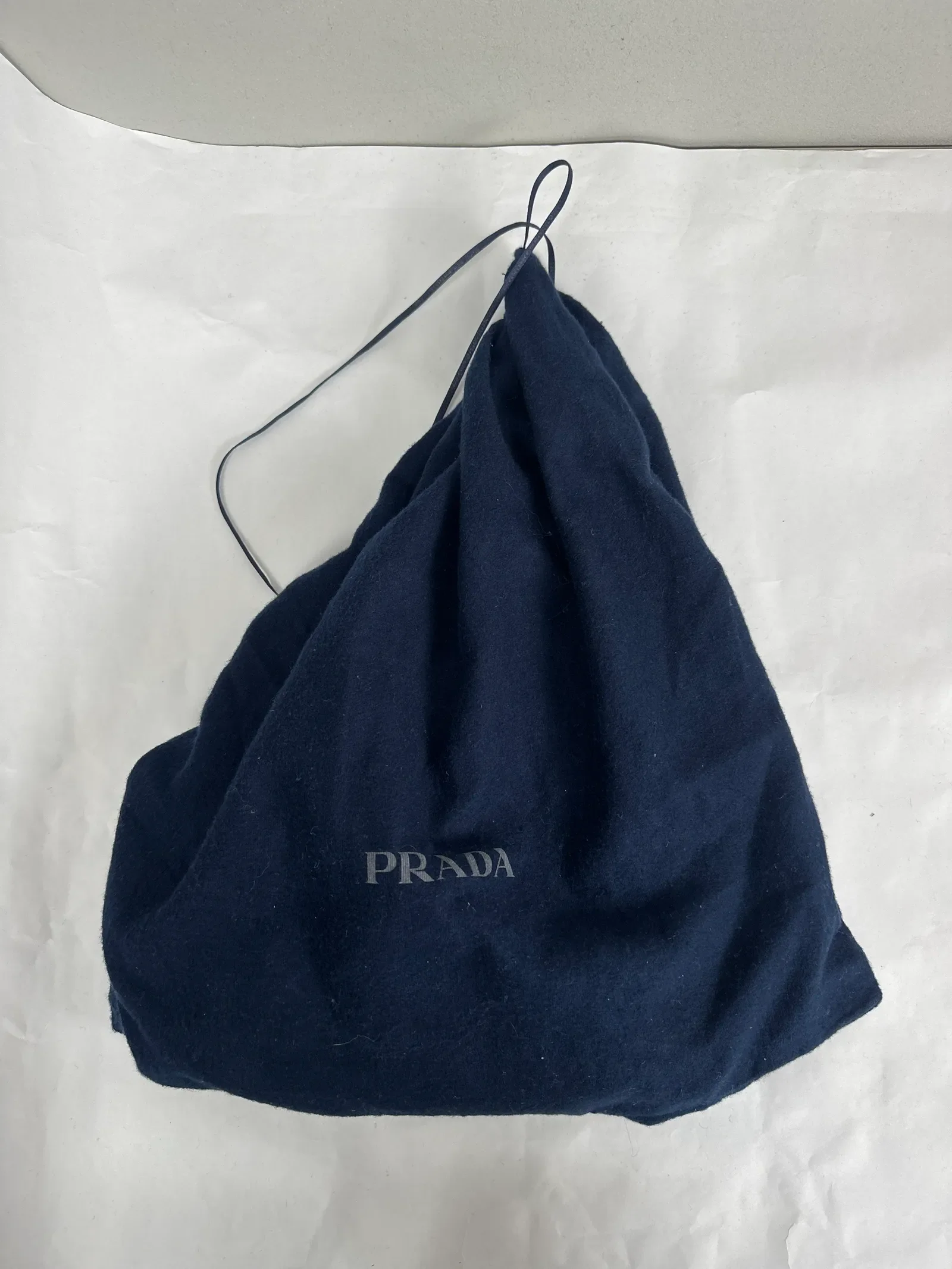 Prada-axelremsväska - Image 11