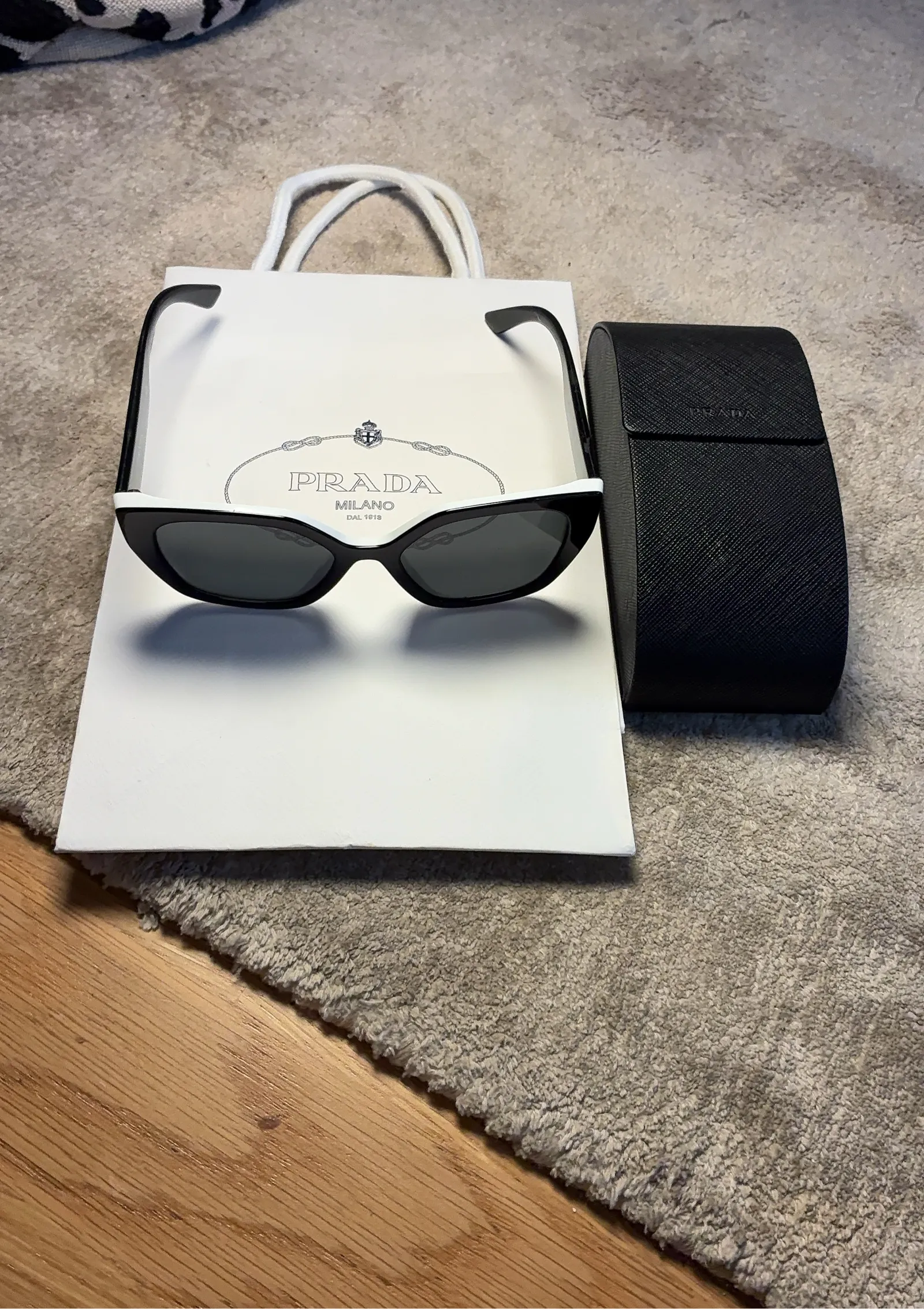 Prada Spr 24x-solglasögon - Image 5