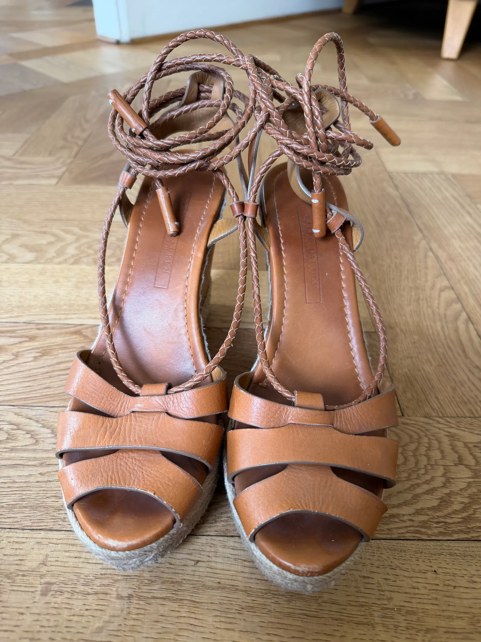 Ralph Lauren-skinnsandaler - Image 3