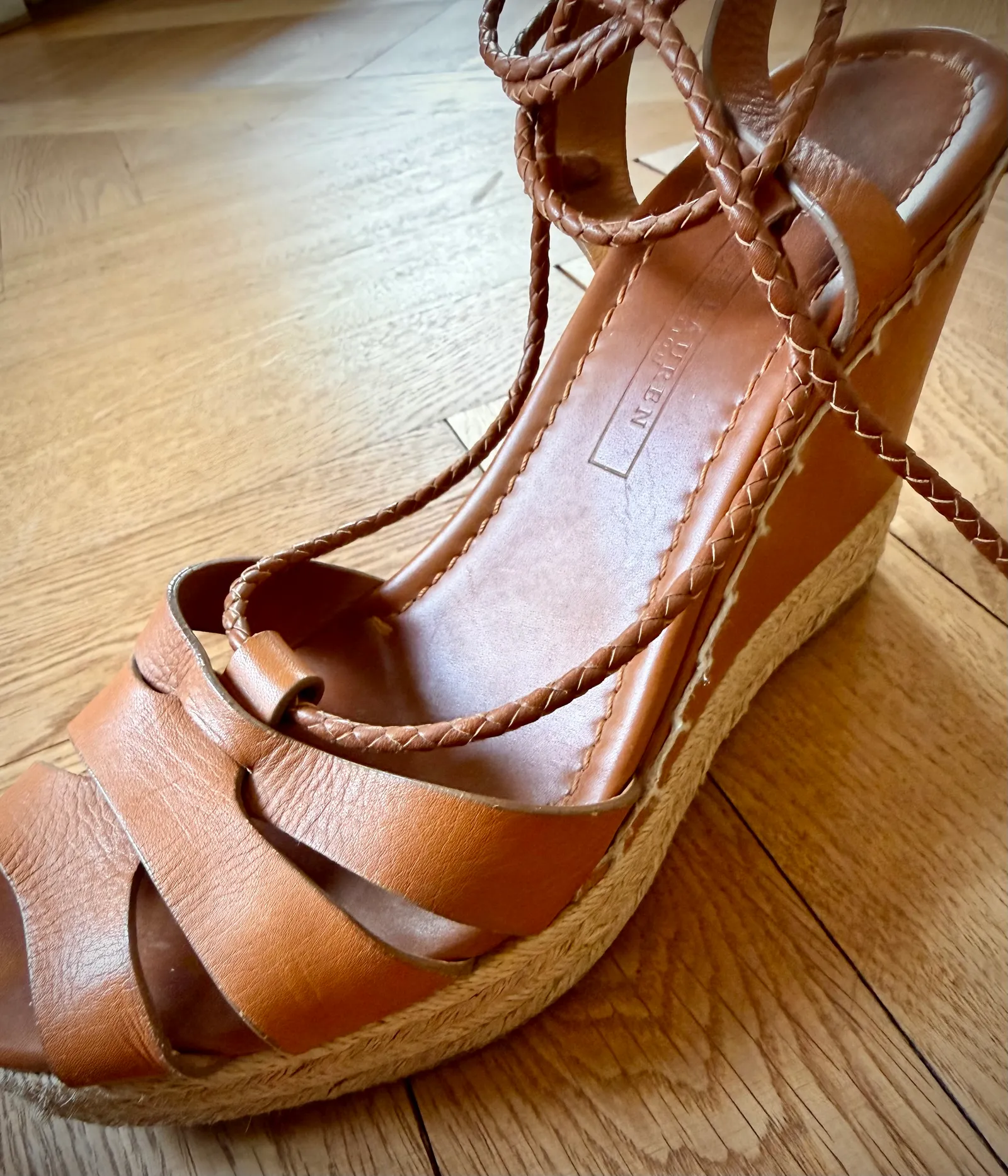 Ralph Lauren-skinnsandaler - Image 4