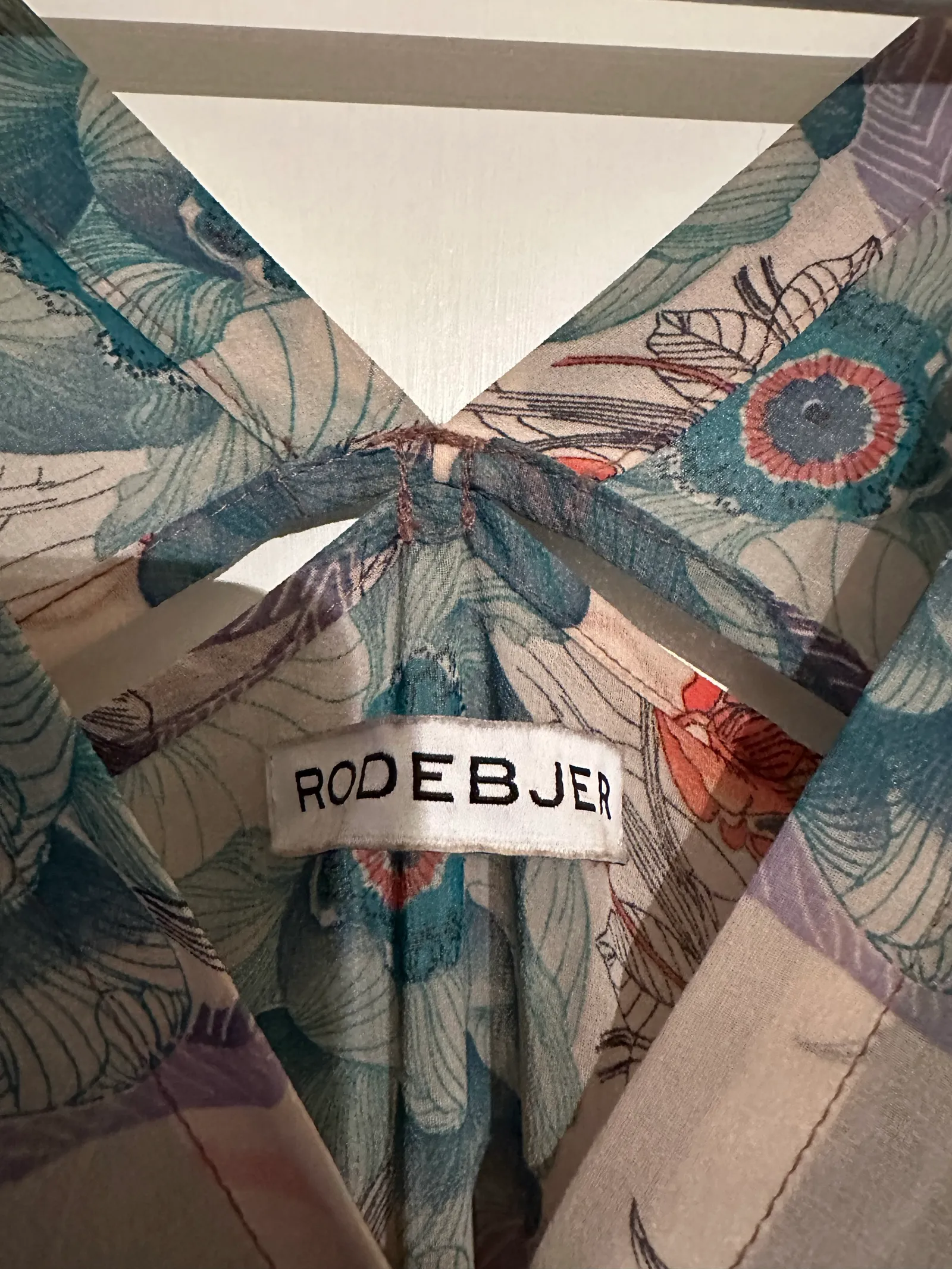Rodebjer Agave-sidenkaftan - Image 2
