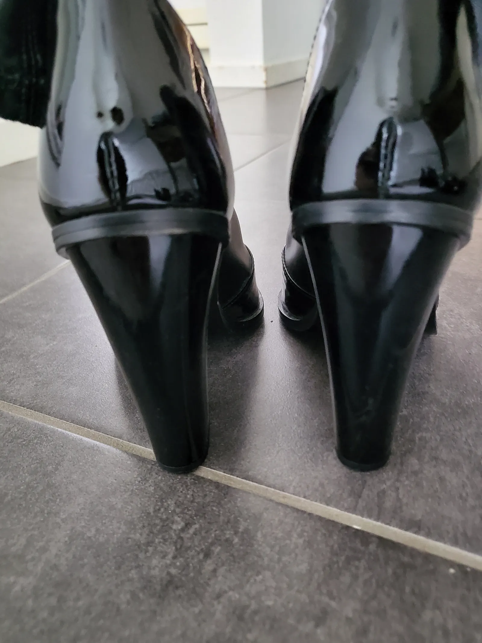 Rodebjer Cili-skinnboots - Image 4