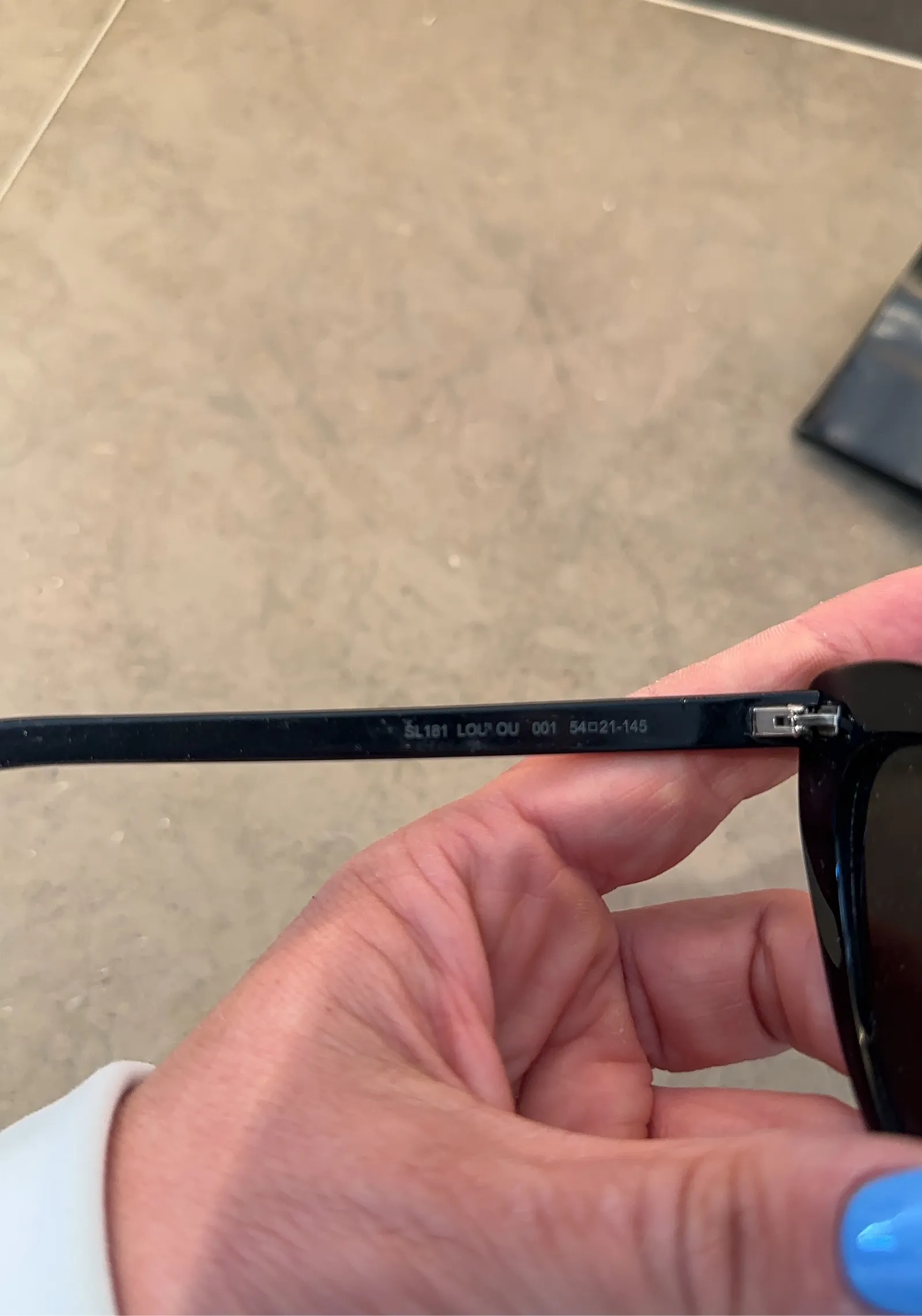 Saint Laurent 181 Loulou-001 54-solglasögon - Image 3