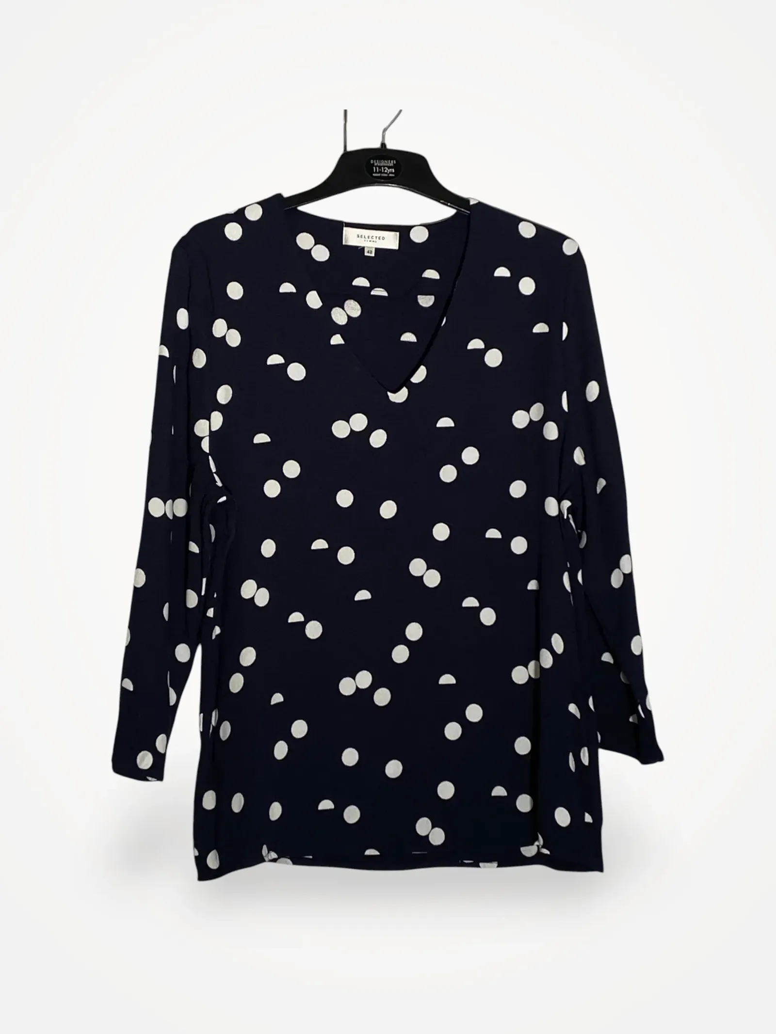 SELECTED-blus