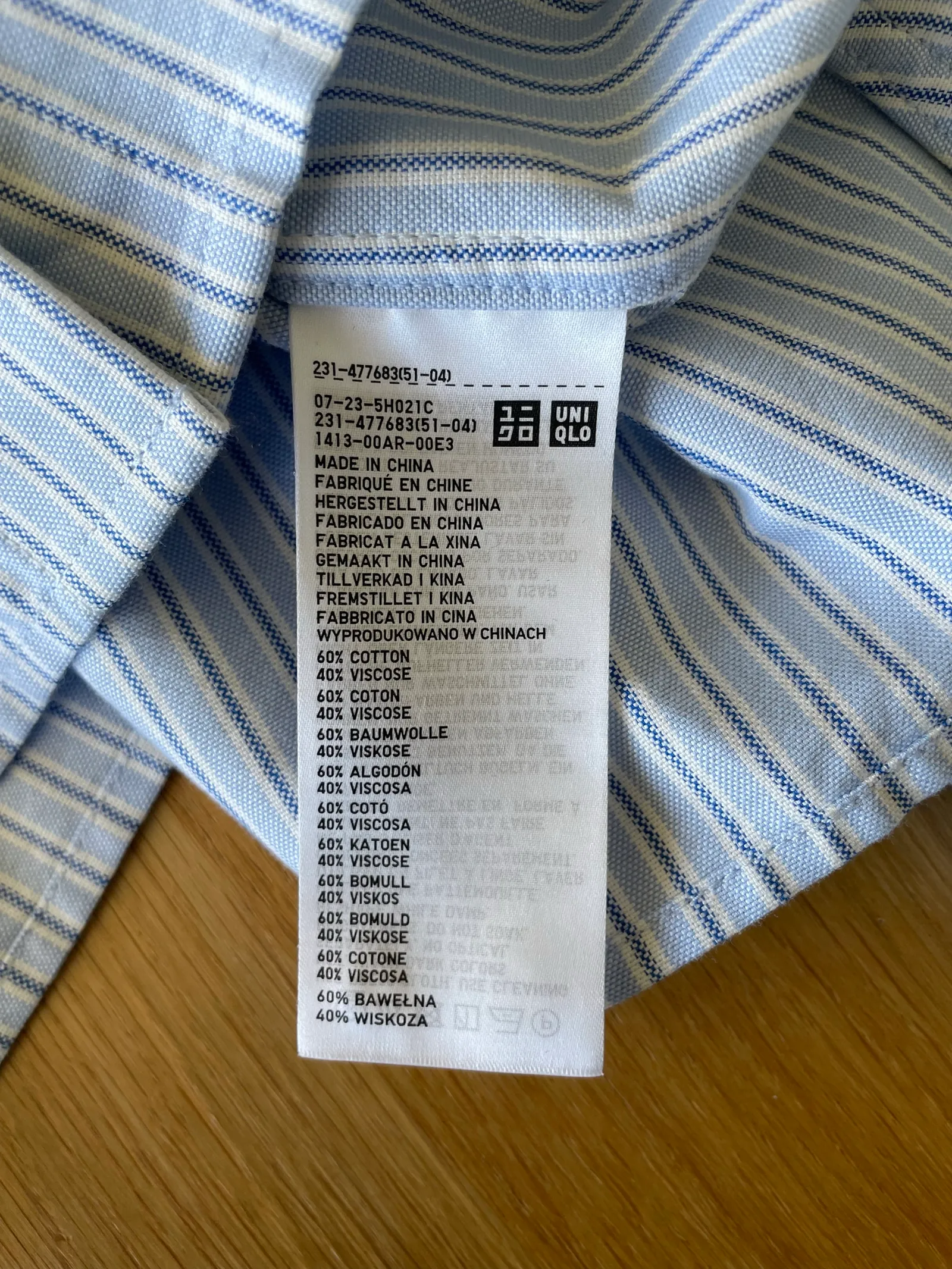 J.W. Anderson Uniqlo-skjorta - Image 3