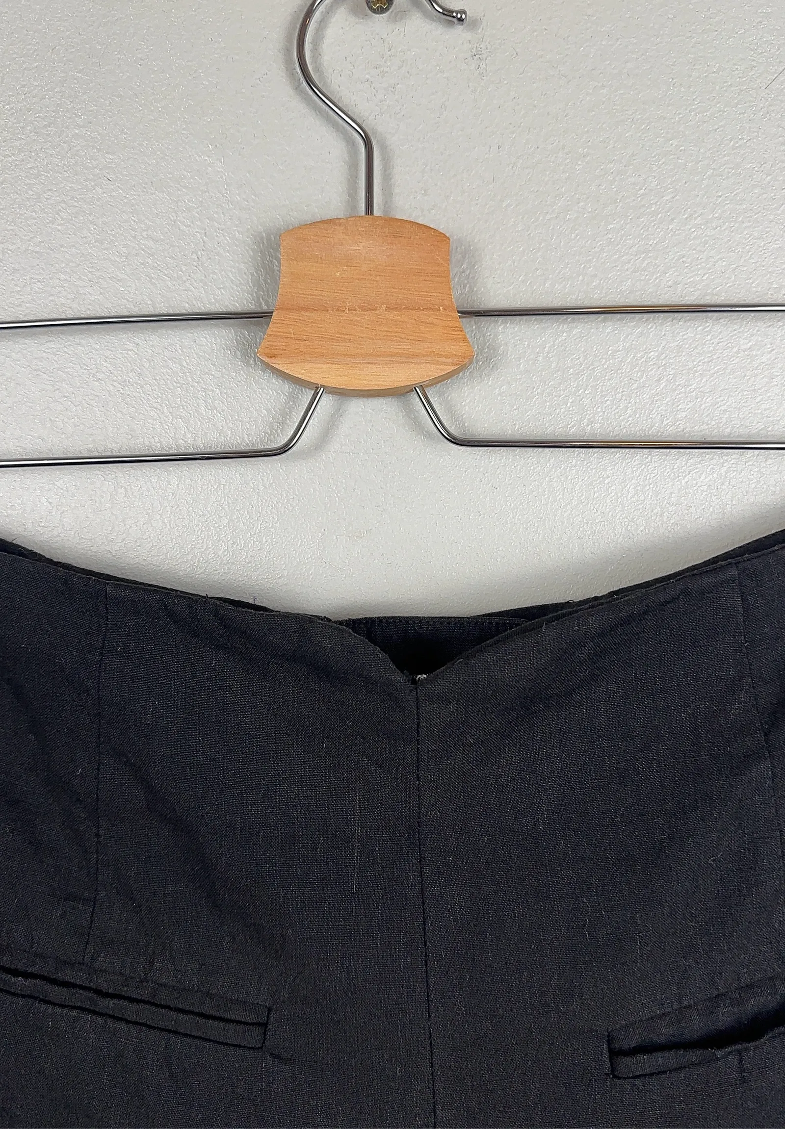 Catherine Malandeino-linneshorts - Image 6