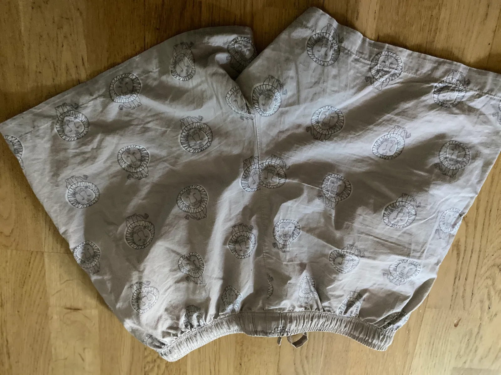 Uniqlo x Lisa Larson-shorts - Image 2