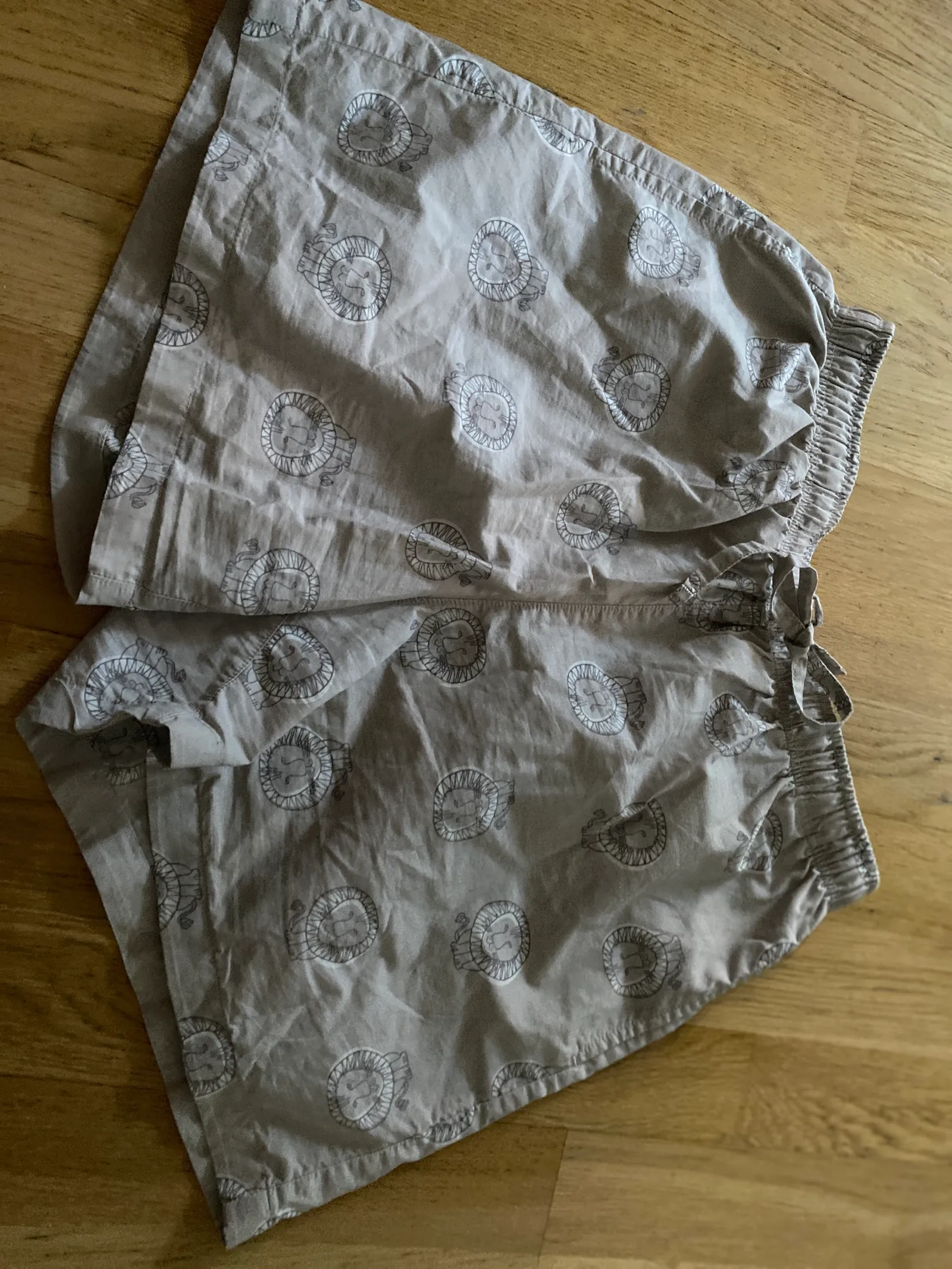 Uniqlo x Lisa Larson-shorts - Image 3