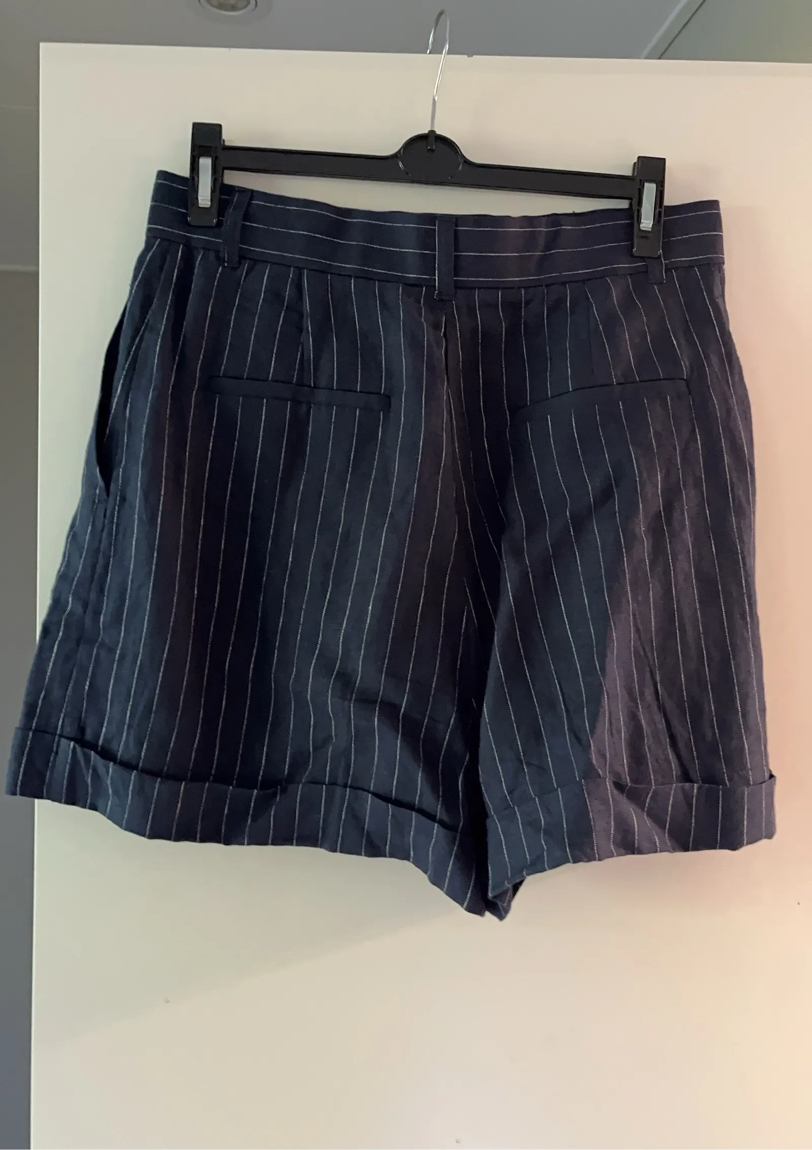 H&M Linen-linneshorts - Image 4