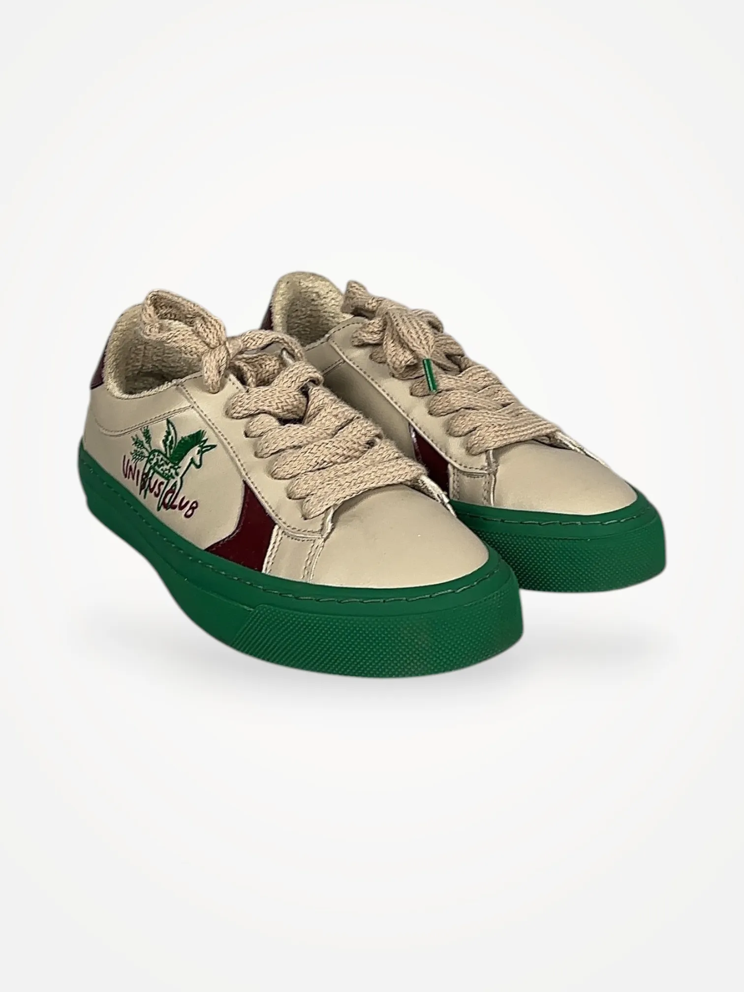 Unisus Club-sneakers NWOT