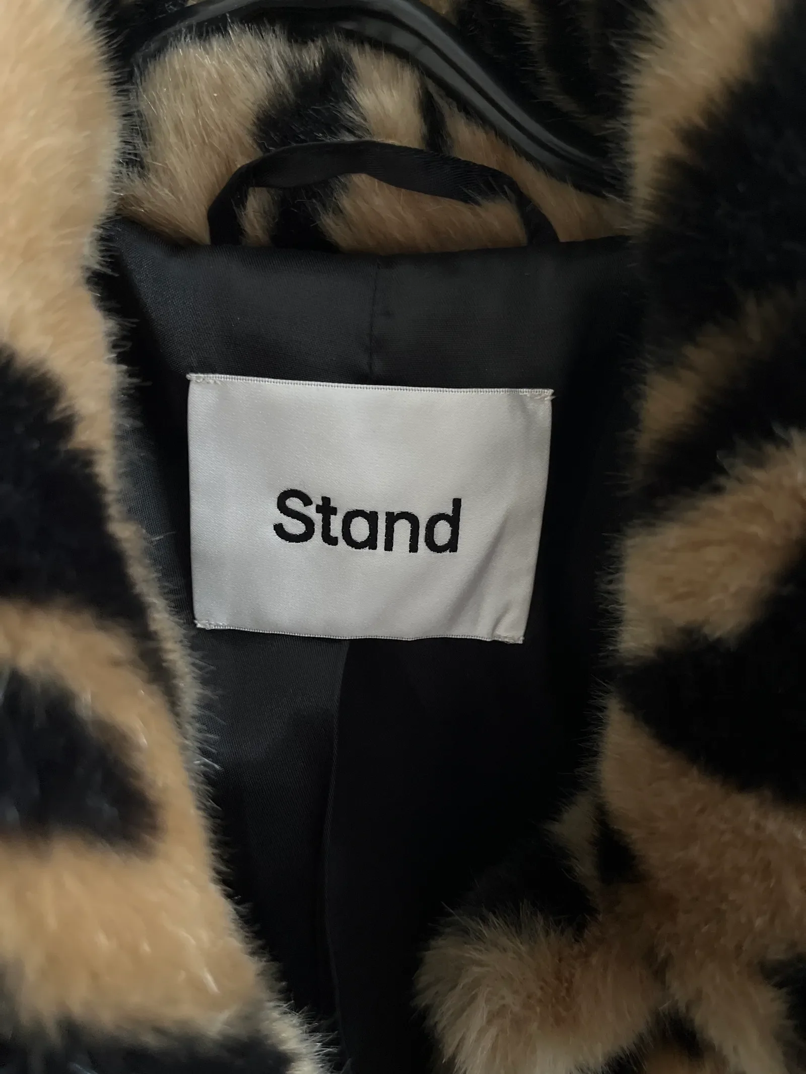 Stand Studio-pälsjacka - Image 2
