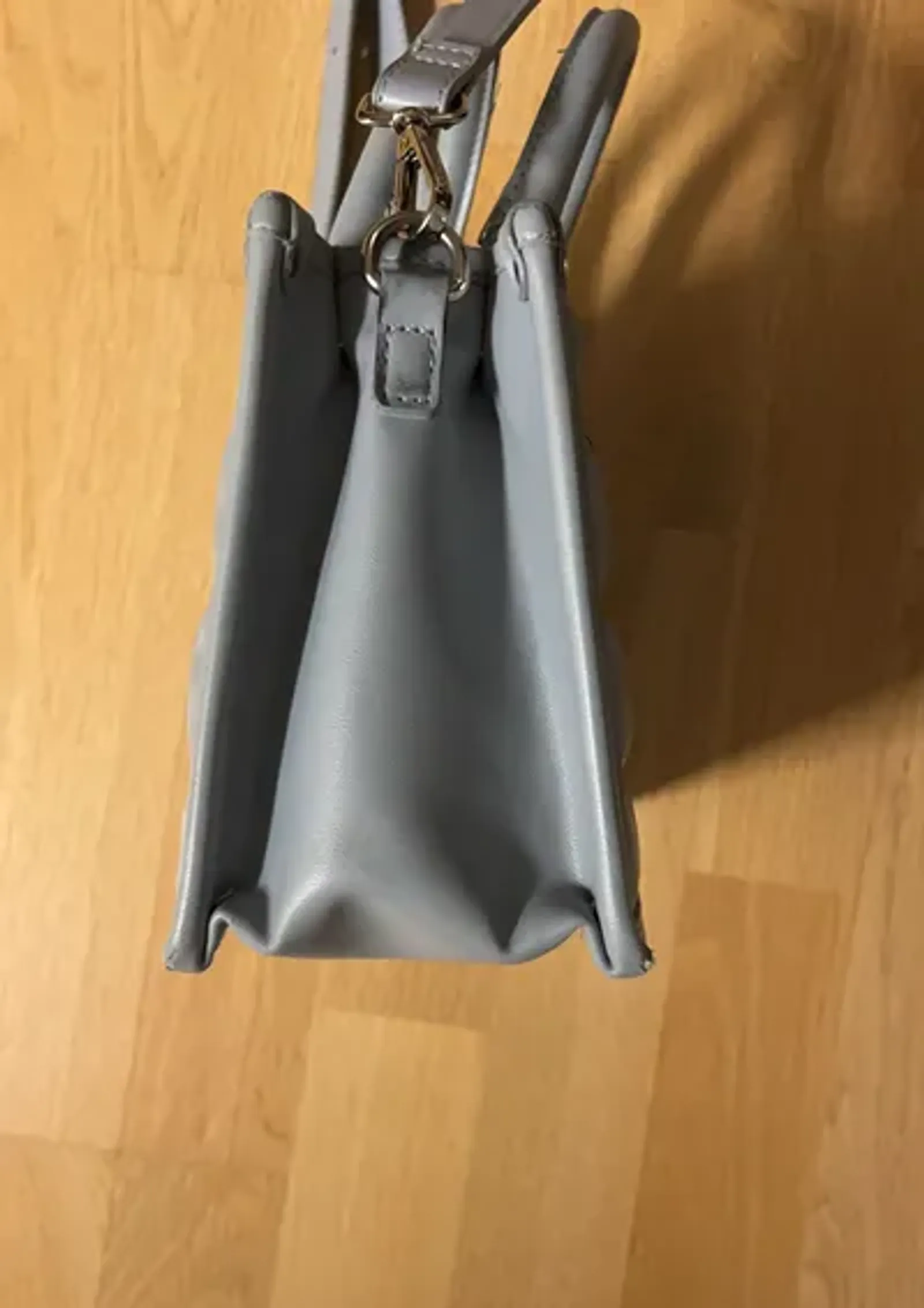 Steve Madden-skinnaxelremsväska - Image 6