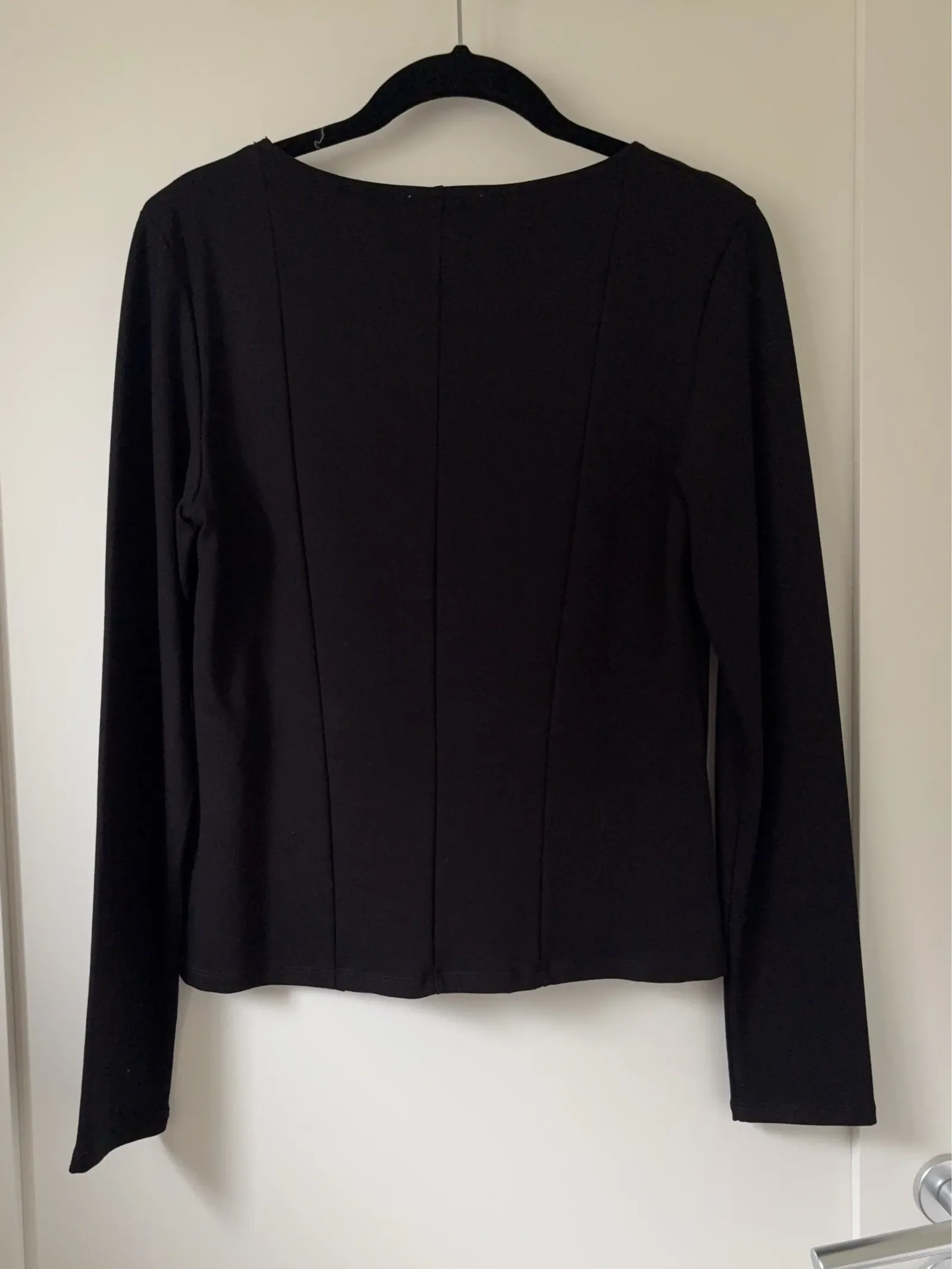 Stylein Diana-topp NWOT - Image 2