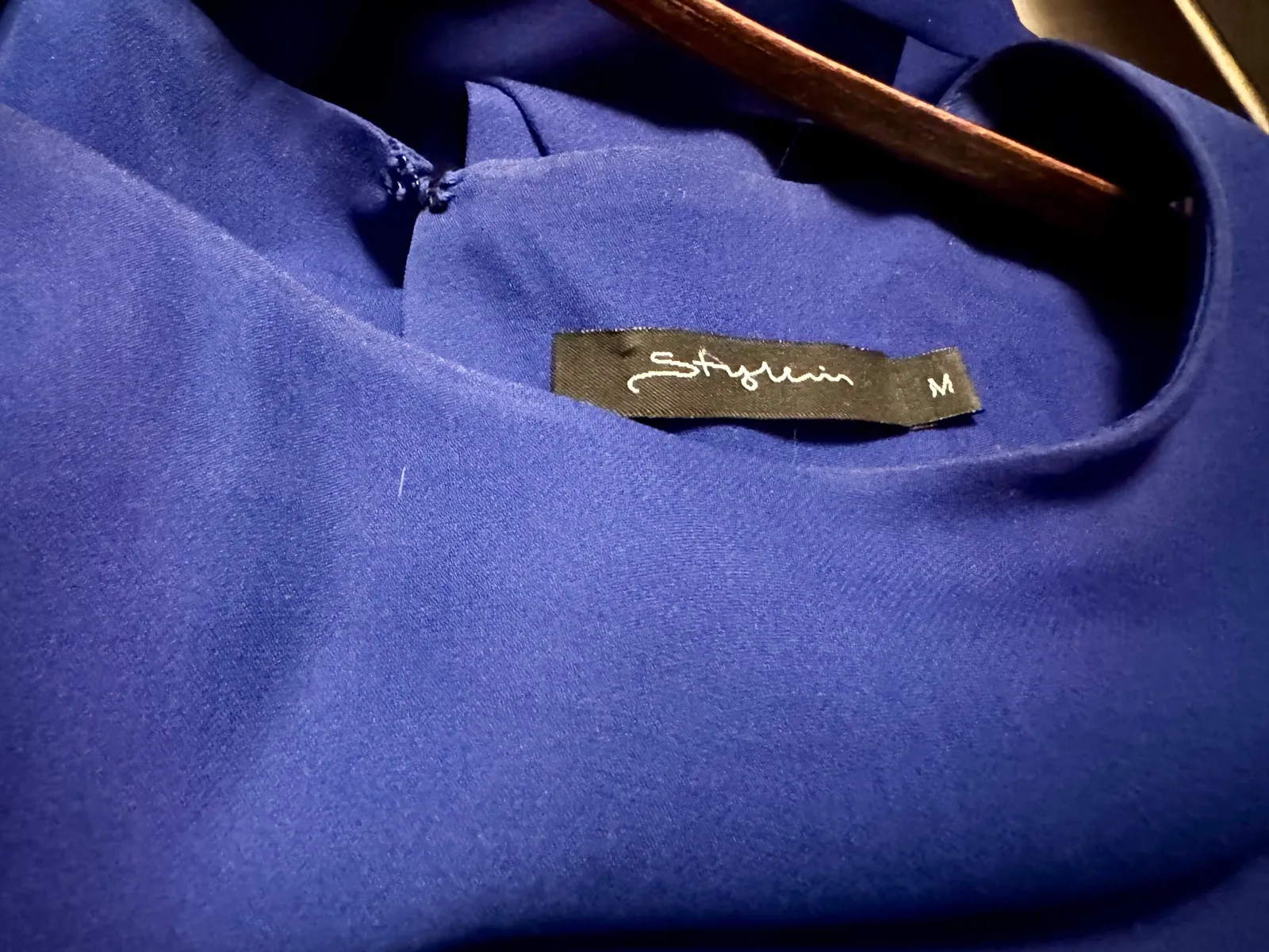 Stylein-sidenklänning - Image 4