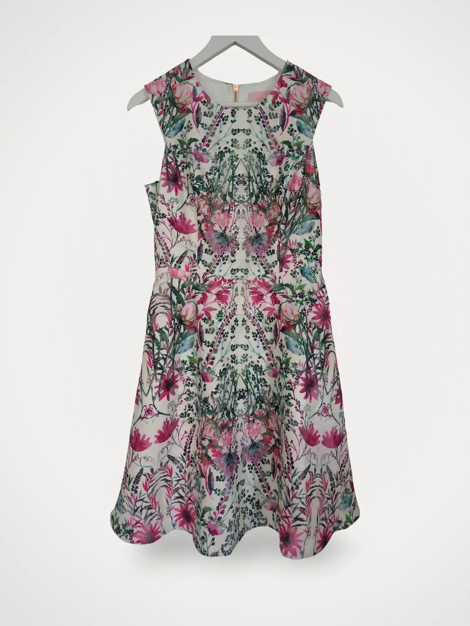 Ted Baker-klänning
