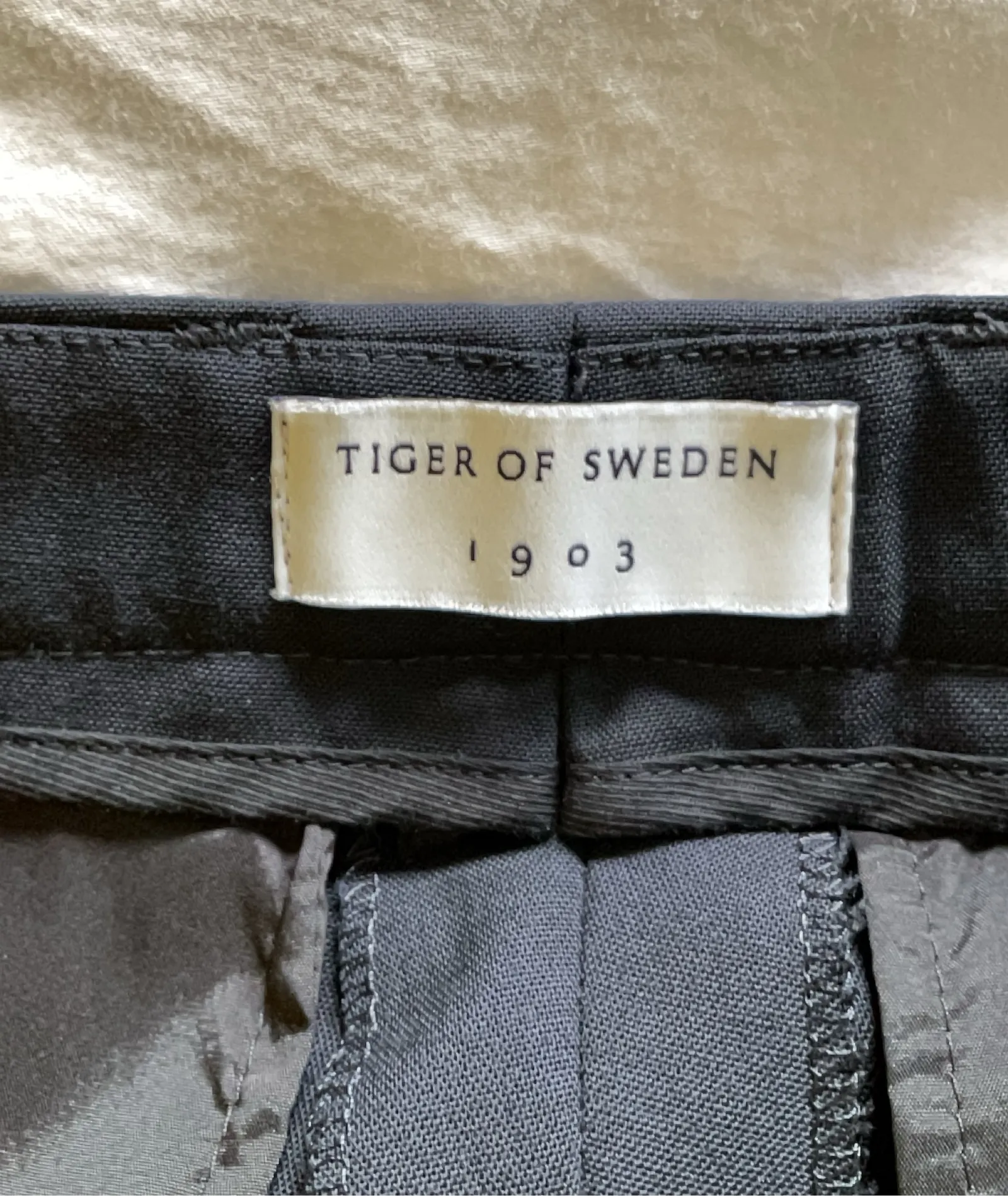 Tiger of Sweden Marfa-ullkostymbyxor NWOT - Image 2